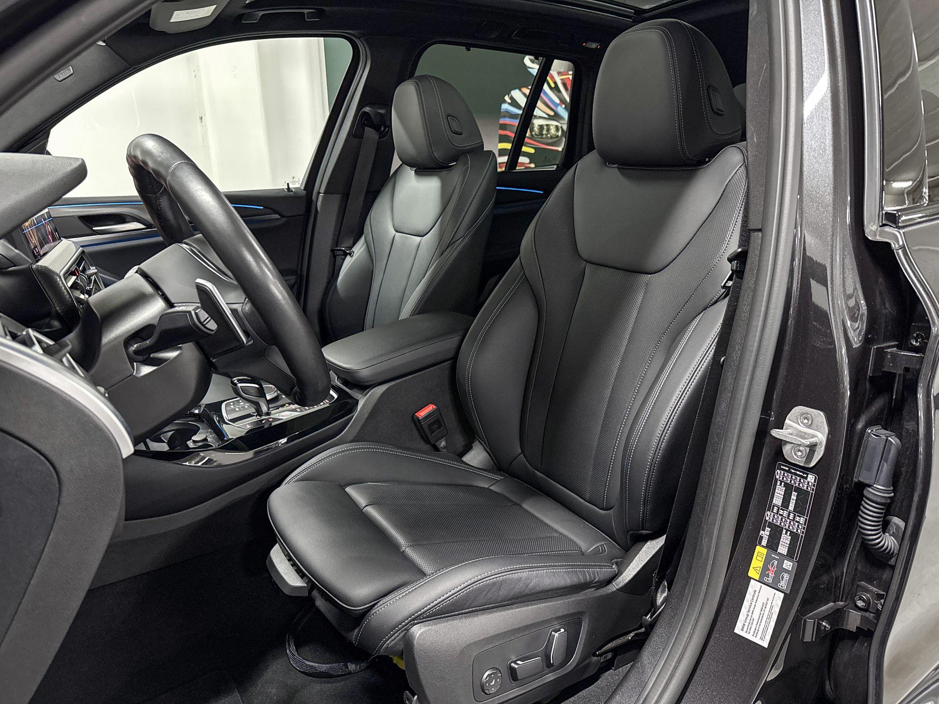 Foto van BMW X3 Xdrive30e