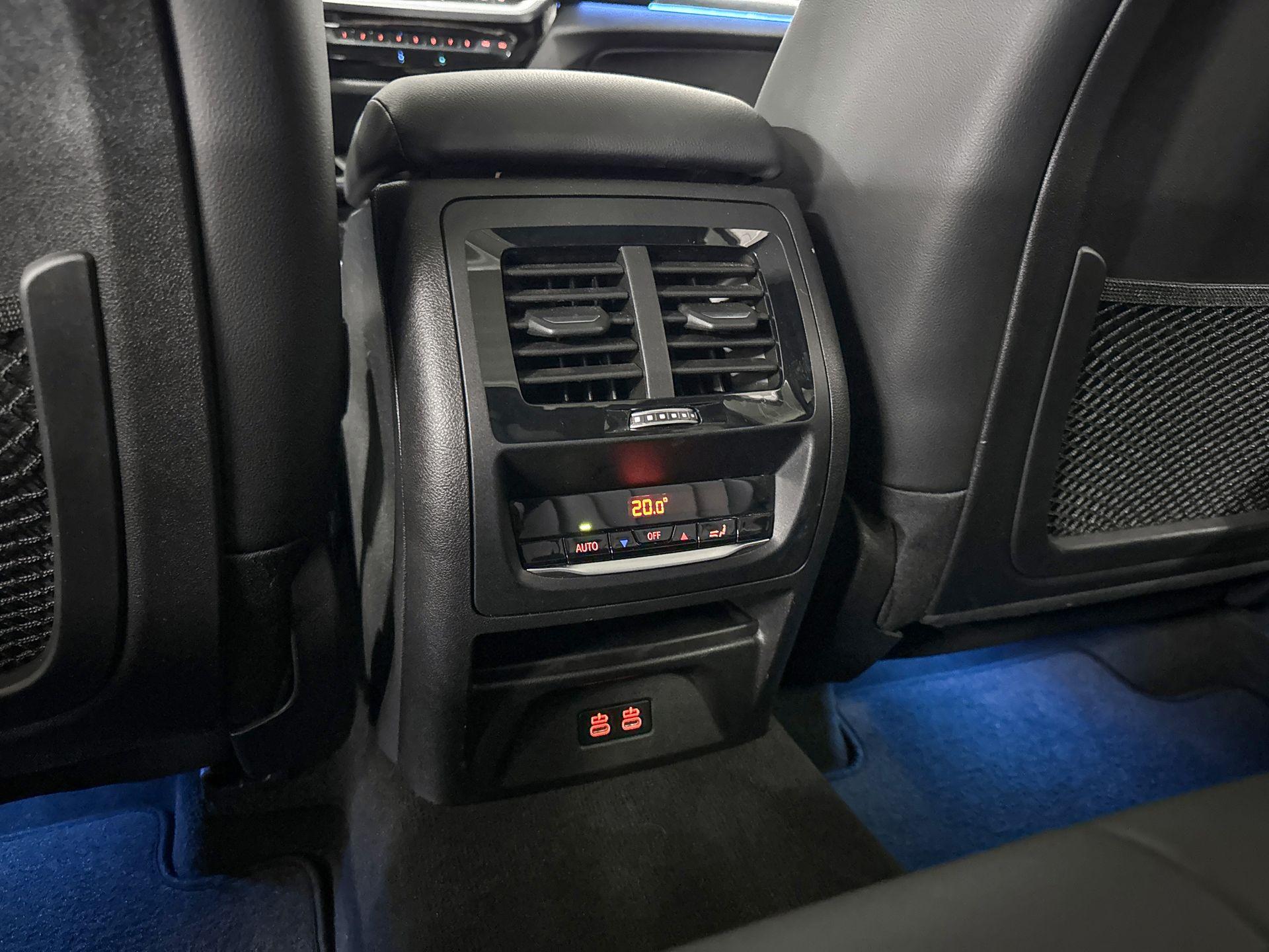 Foto van BMW X3 Xdrive30e
