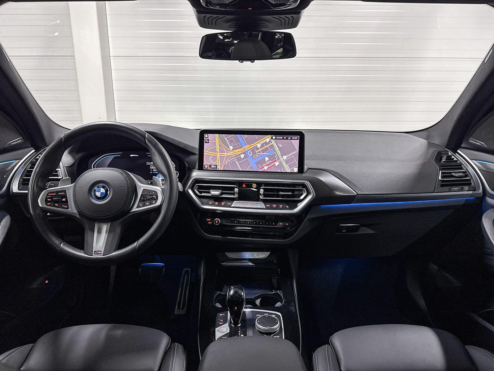 Foto van BMW X3 Xdrive30e