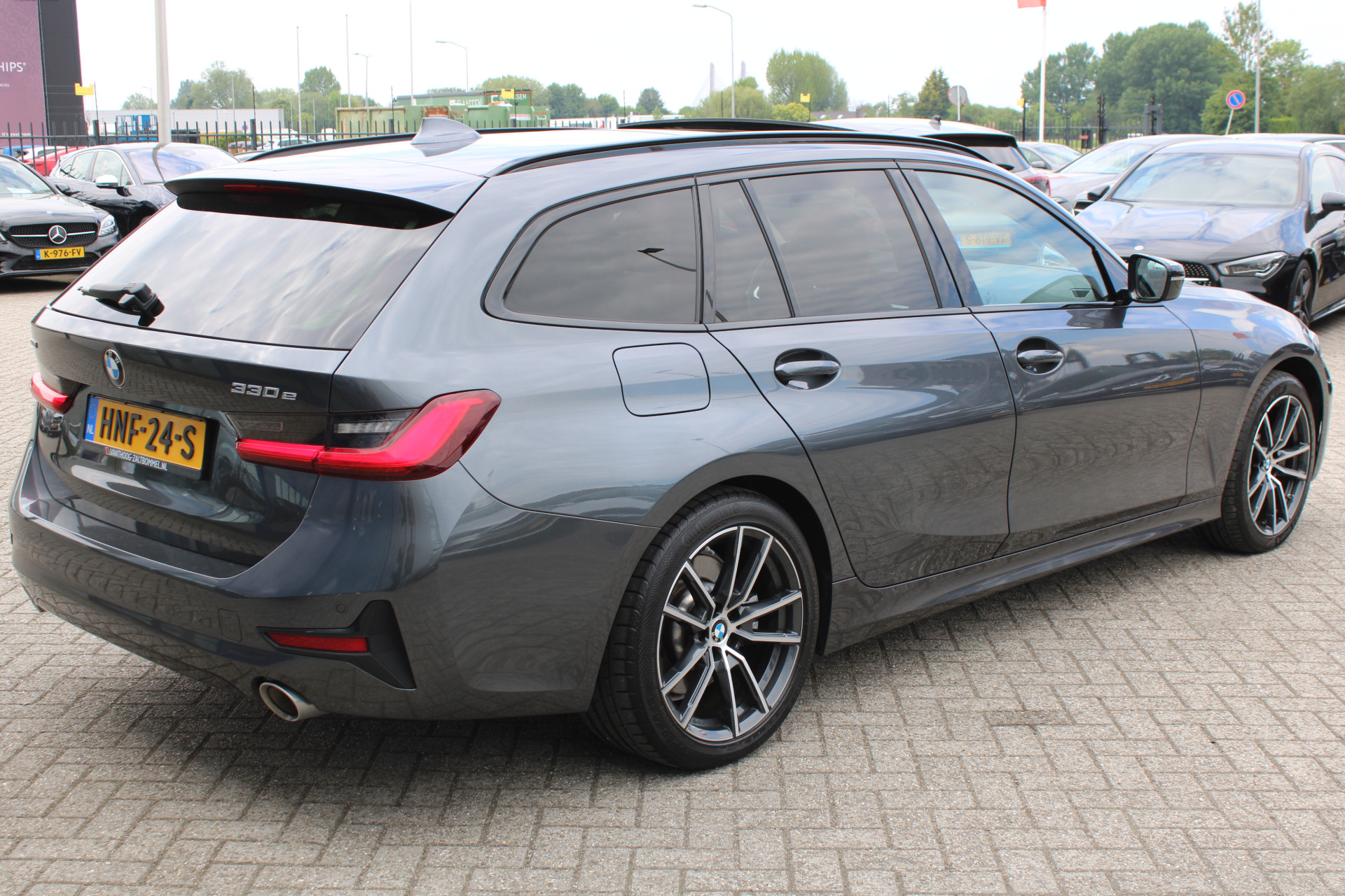 Foto van BMW 330e xDrive