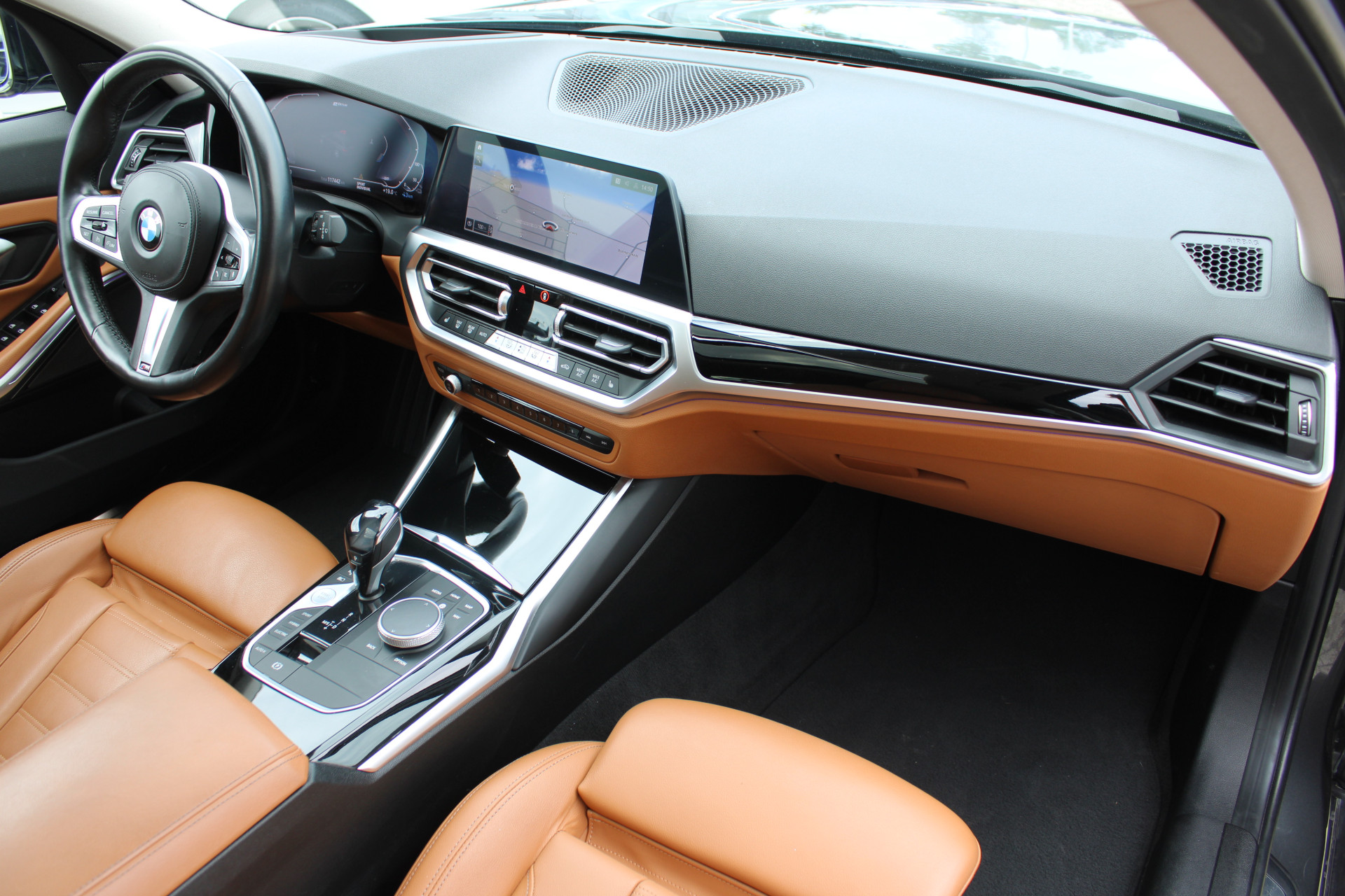 Foto van BMW 330e xDrive