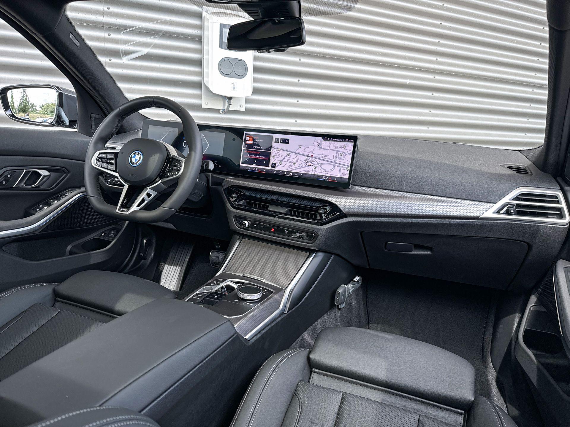 Foto van BMW 330e