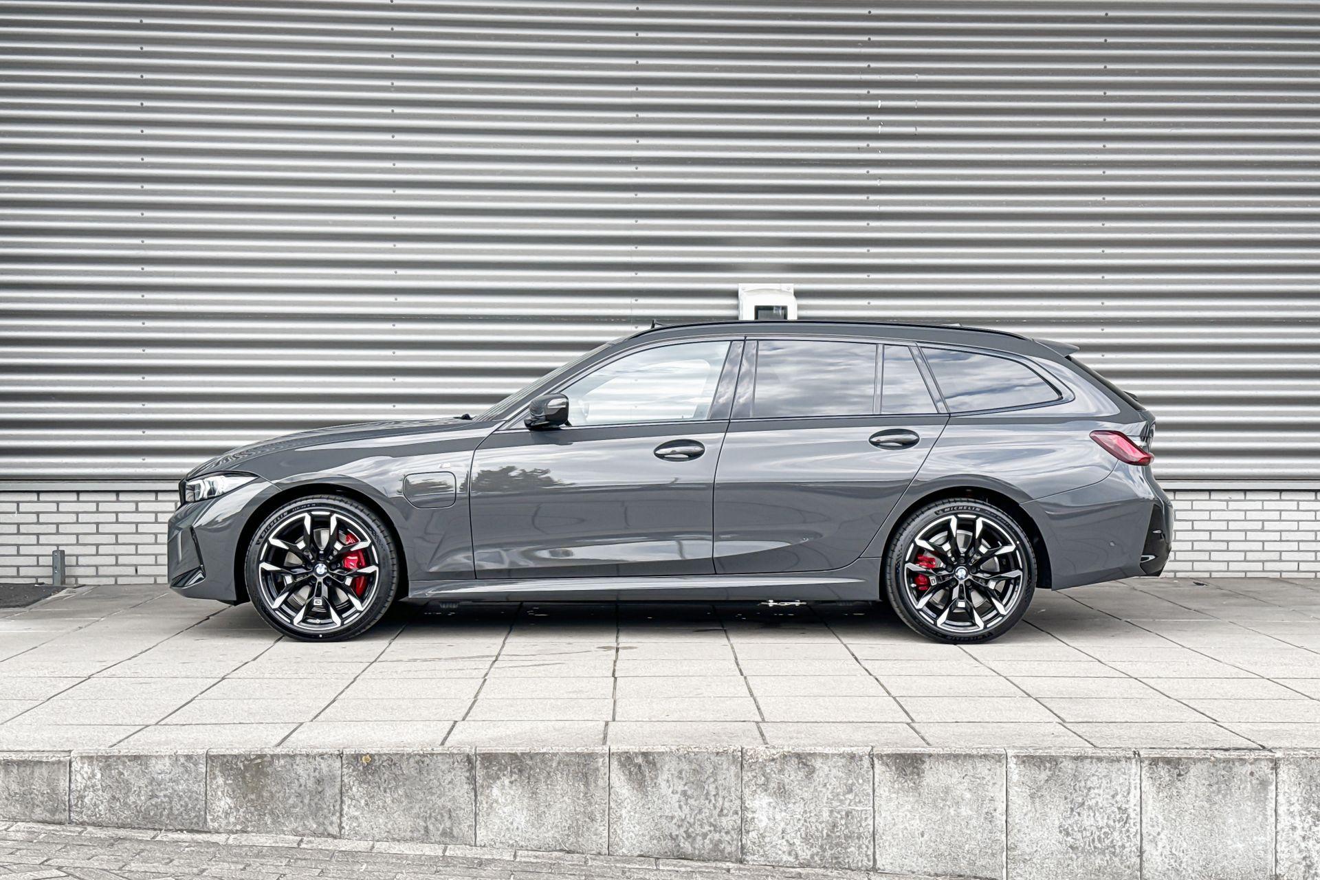 Foto van BMW 330e