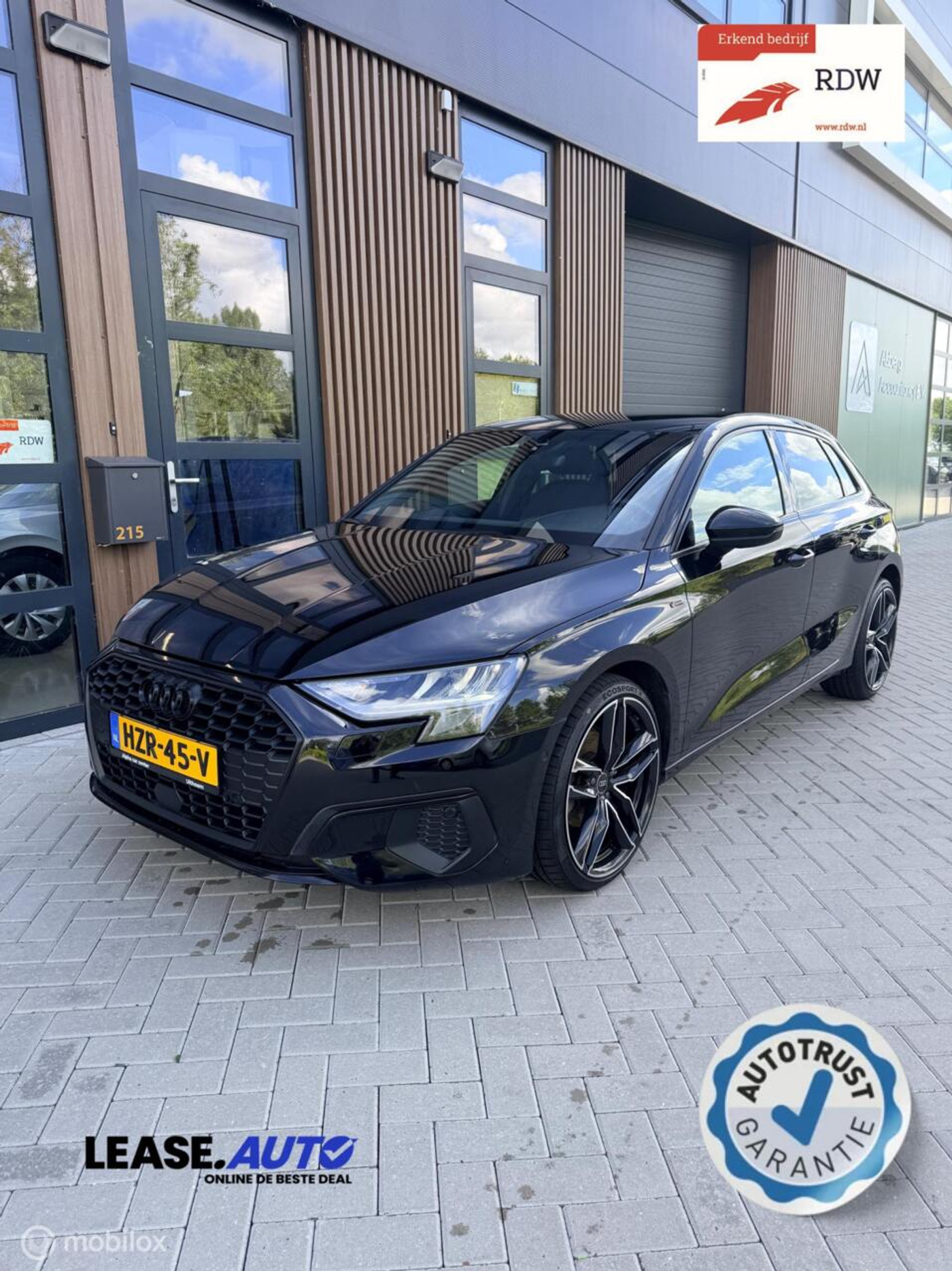 Audi A3 Sportback 30 TFSI S Edition Dealer/Garantie/black 2023 - voorkant