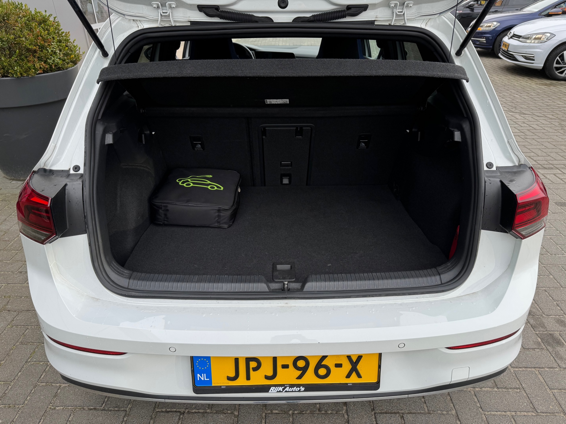 Foto van Volkswagen Golf GTE