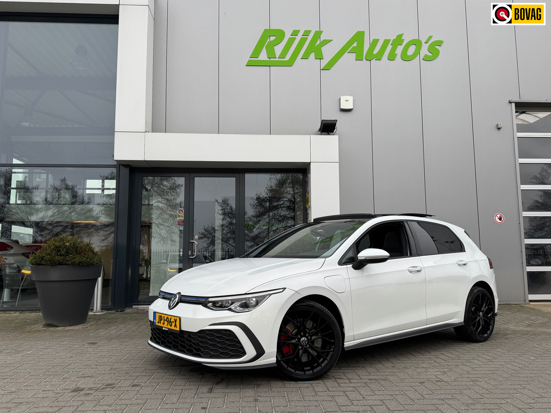 Volkswagen Golf GTE 1.4 eHybrid GTE * Panoramadak * Stoel + Stuurverwarming * ACC 2021 - voorkant