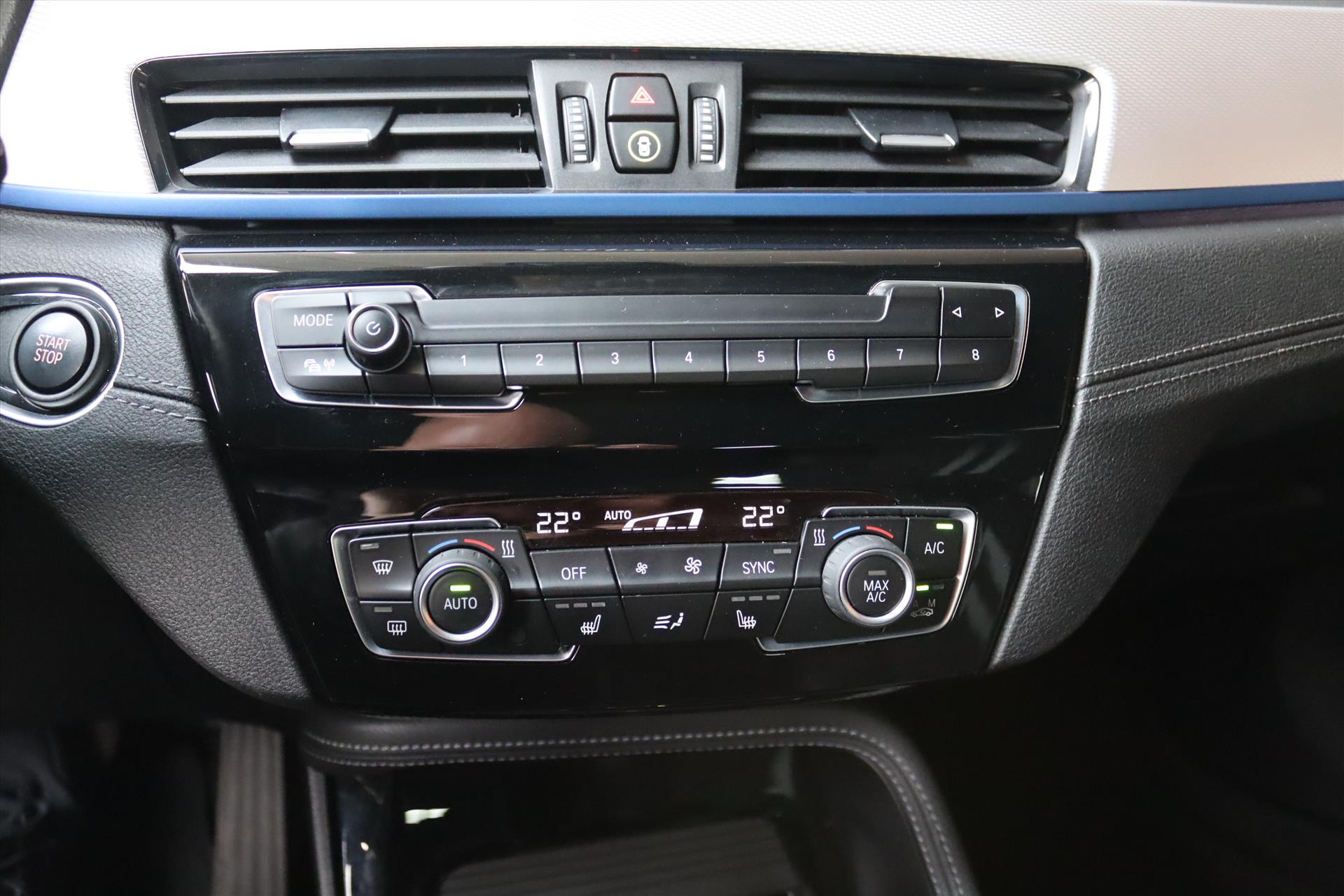 Foto van BMW X1 Xdrive25e