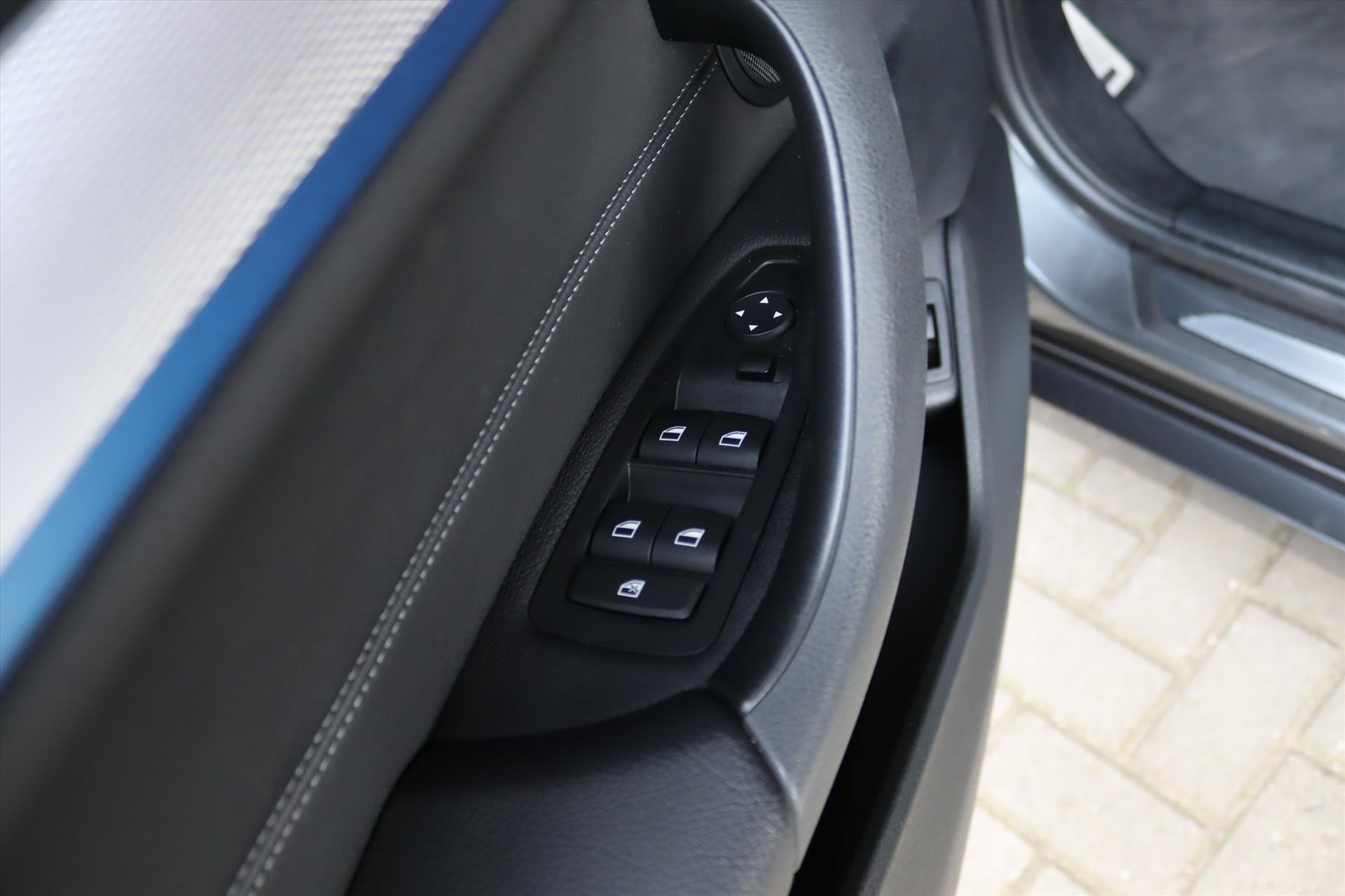 Foto van BMW X1 Xdrive25e