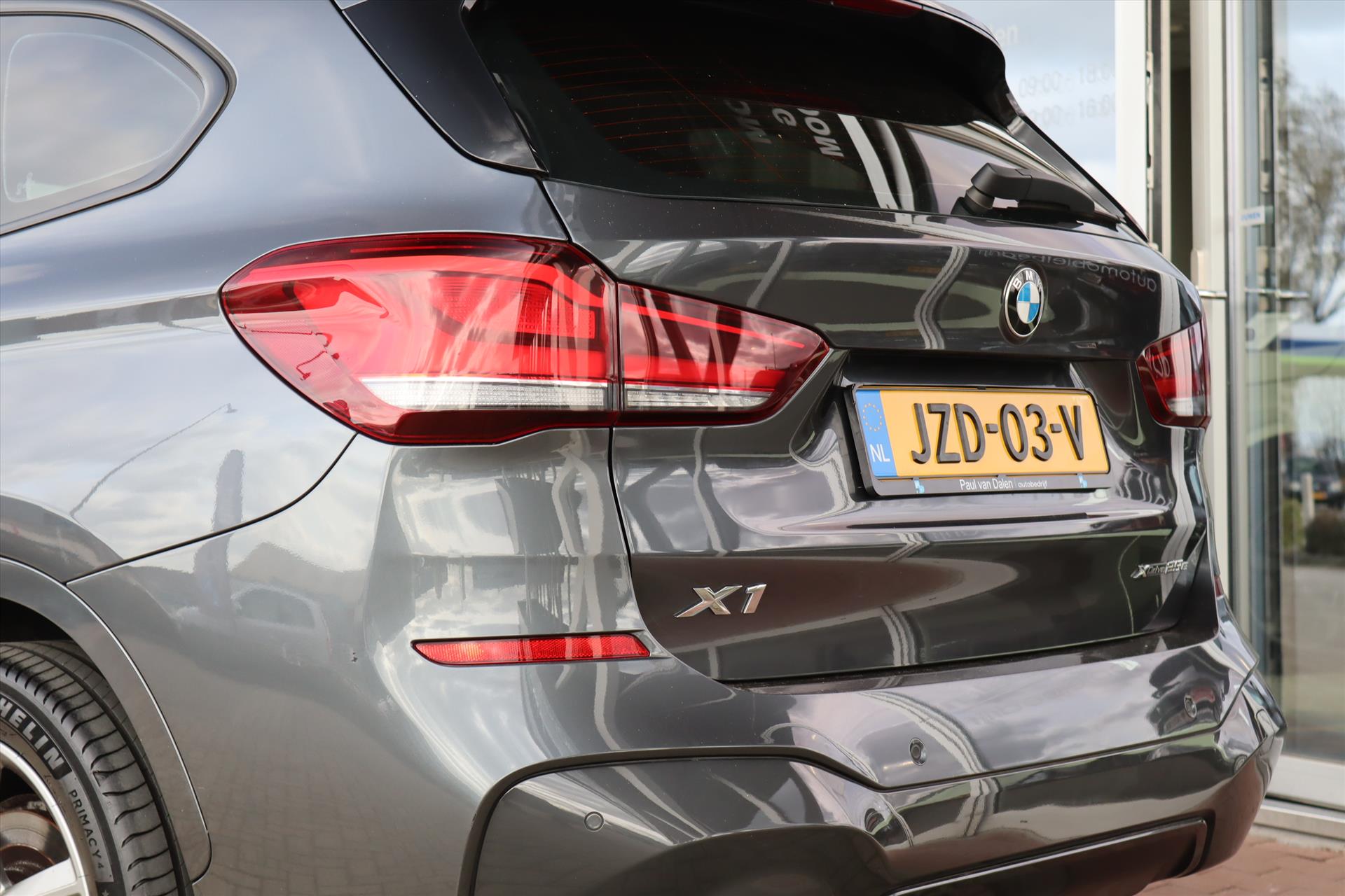 Foto van BMW X1 Xdrive25e