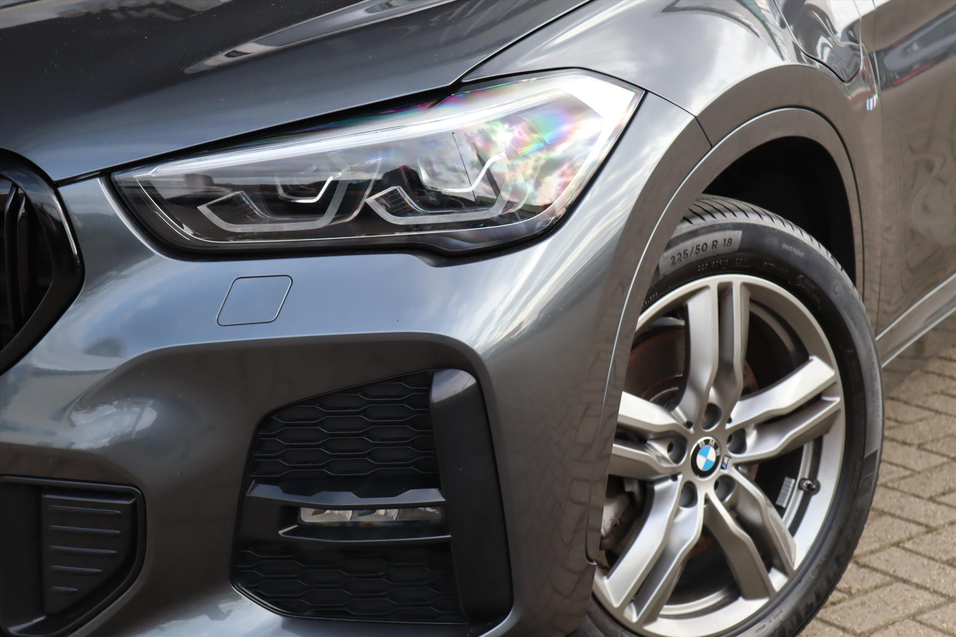 Foto van BMW X1 Xdrive25e