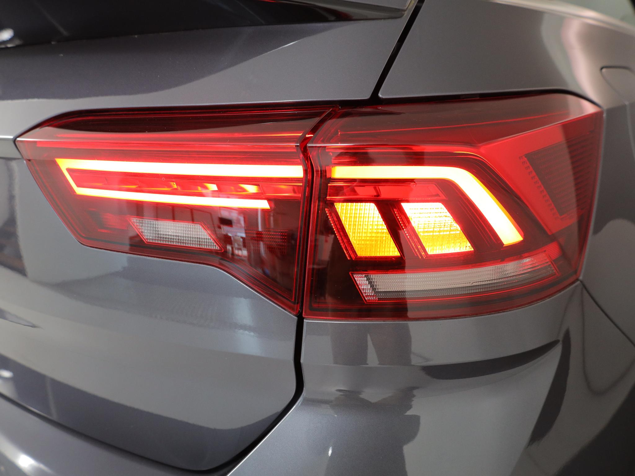 Foto van Volkswagen T-roc Cabrio