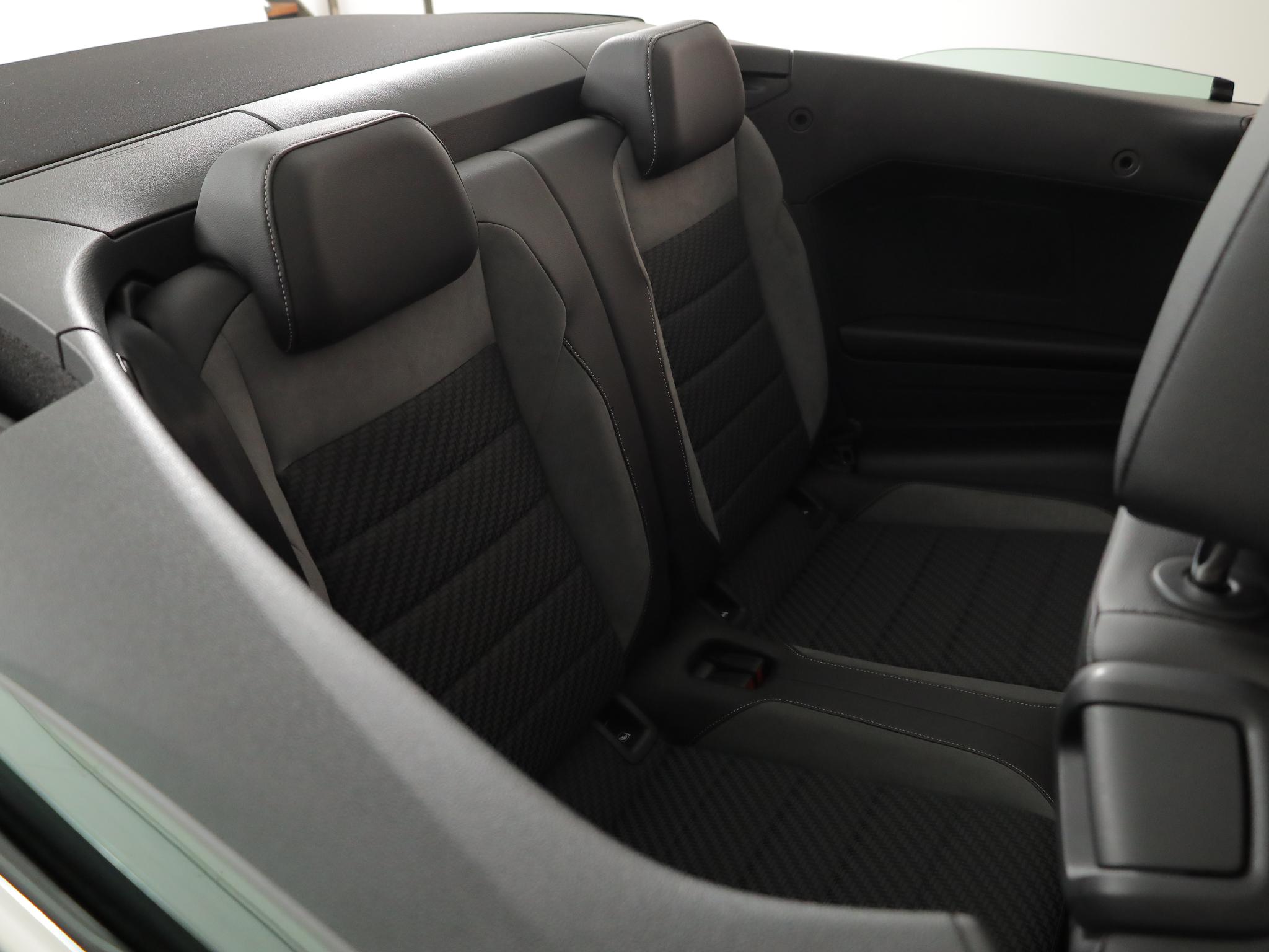 Foto van Volkswagen T-roc Cabrio