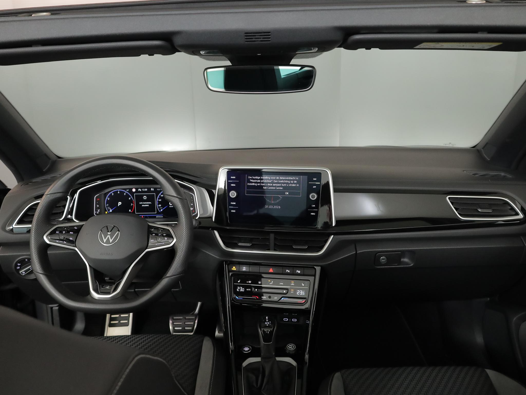 Foto van Volkswagen T-roc Cabrio