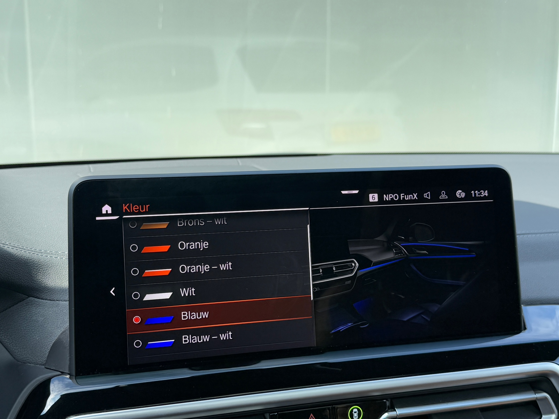Foto van BMW Ix3