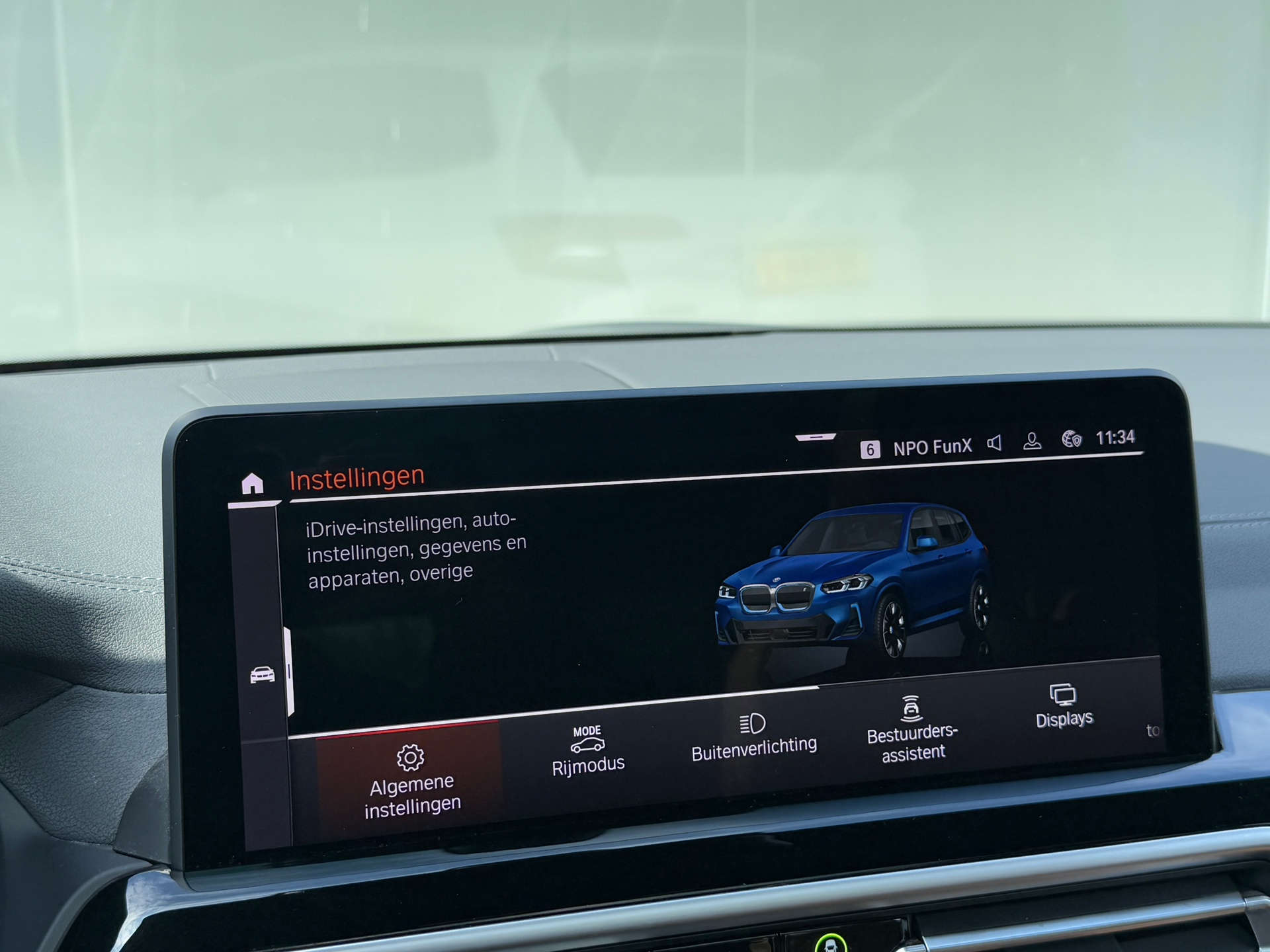 Foto van BMW Ix3