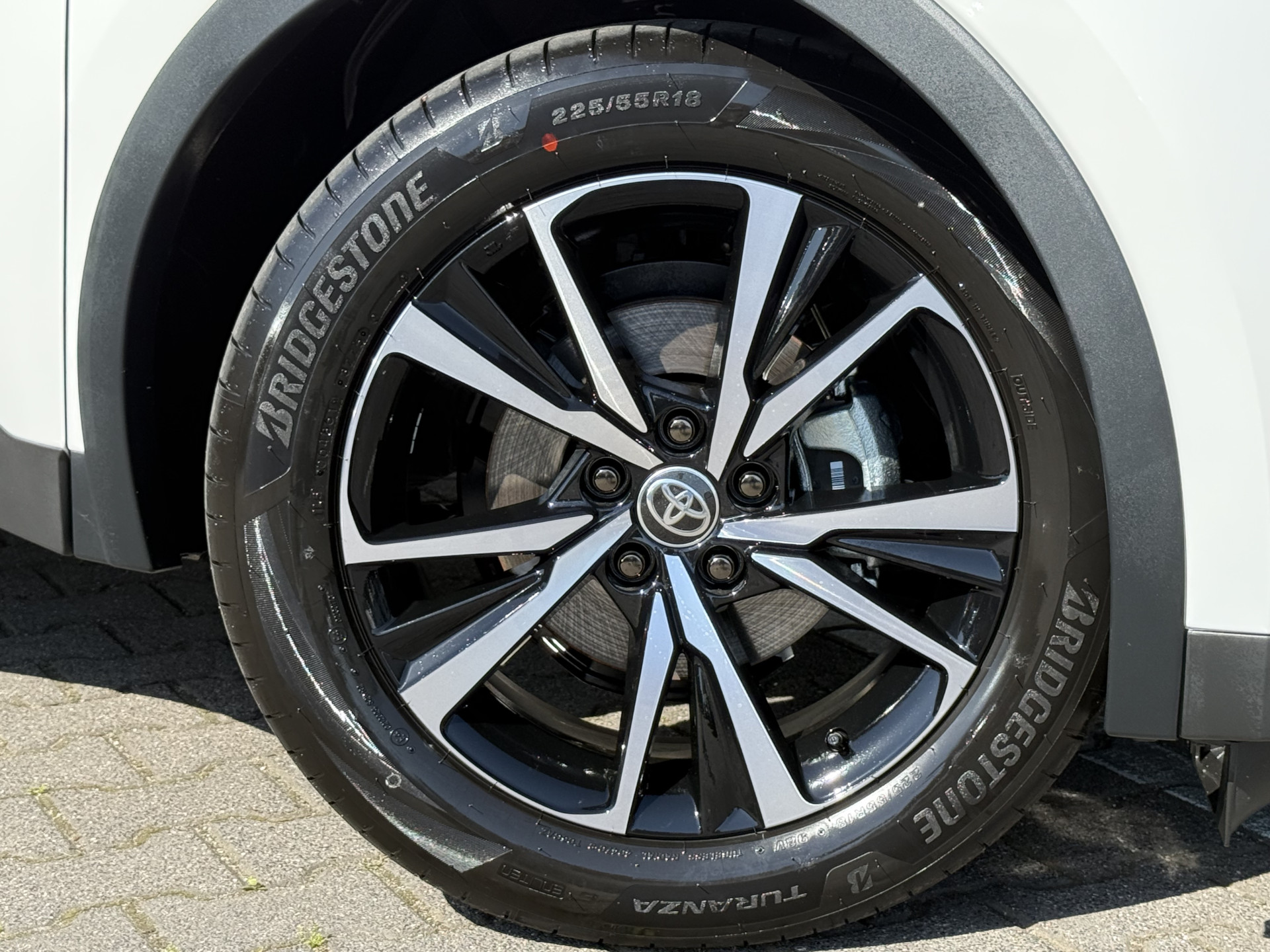Foto van Toyota C-hr