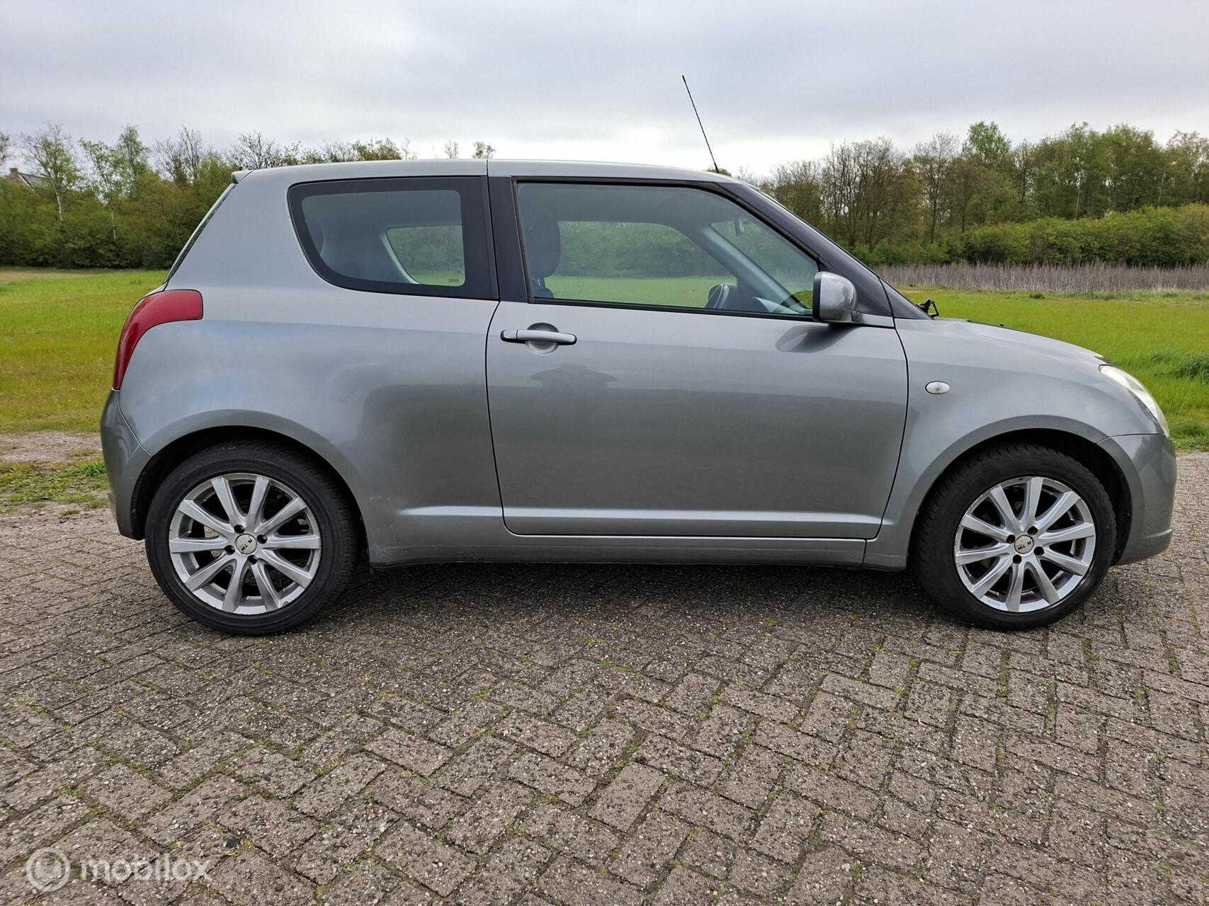 Foto van Suzuki Swift