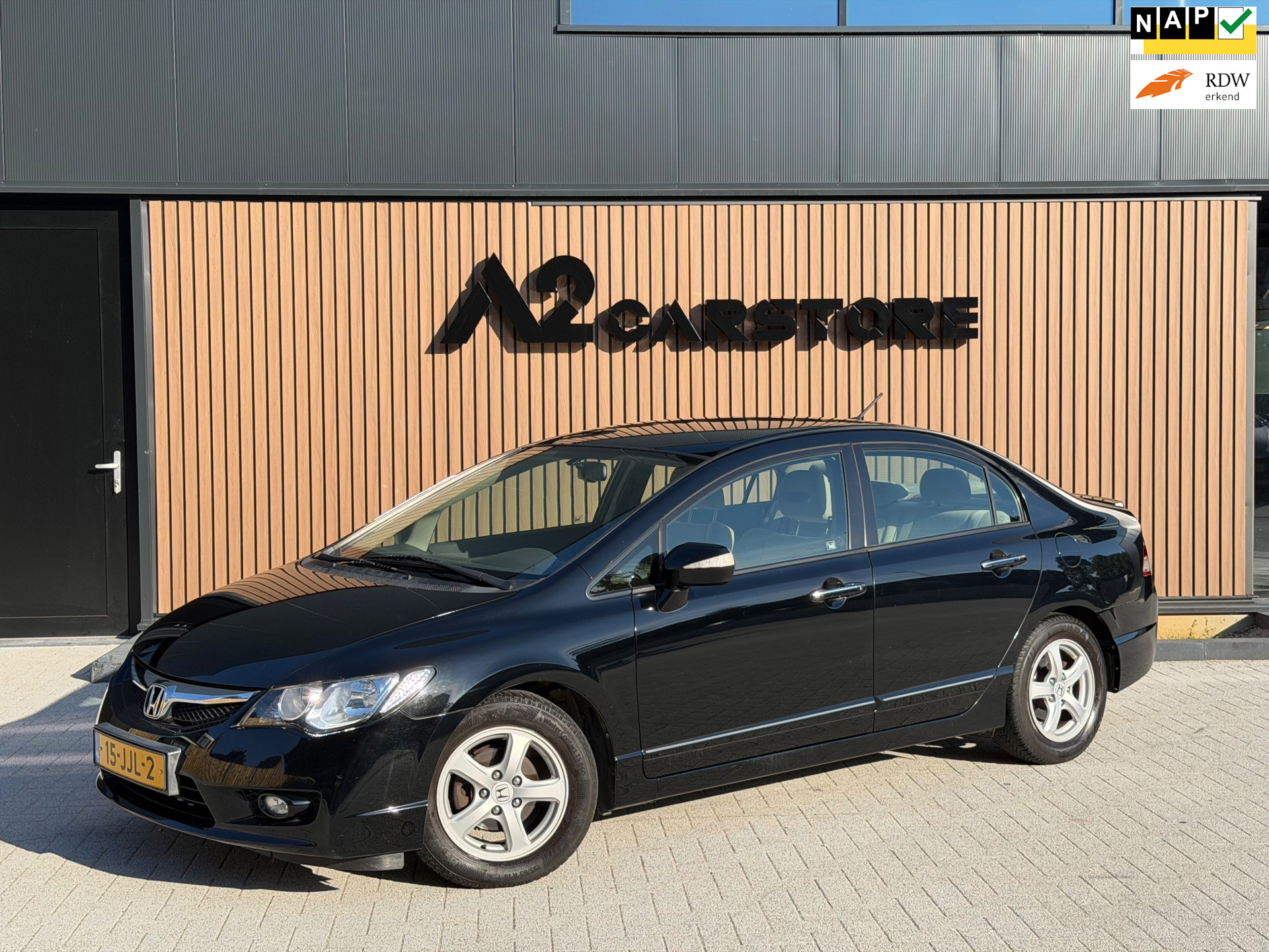 Foto van HONDA CIVIC 4DR HYBRID
