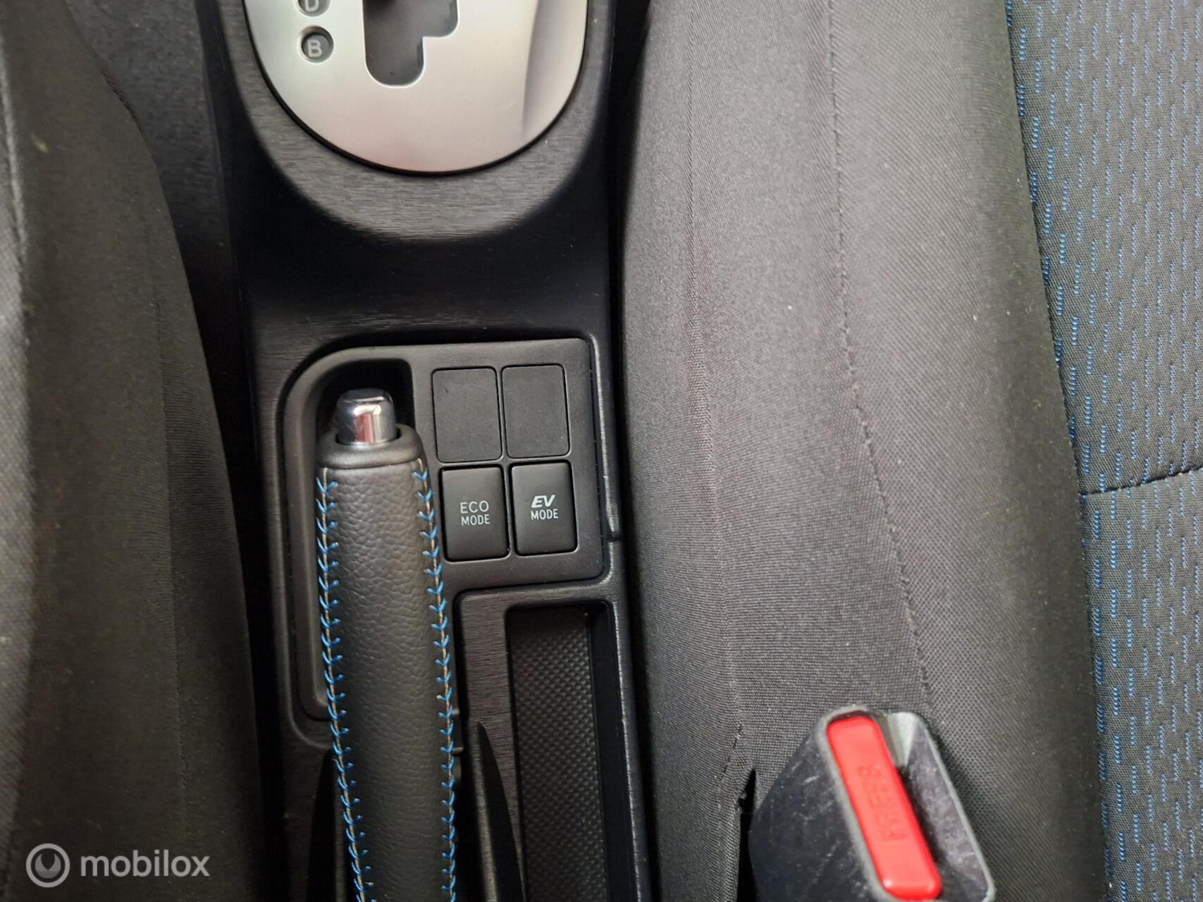 Foto van Toyota Toyota Yaris Hybrid