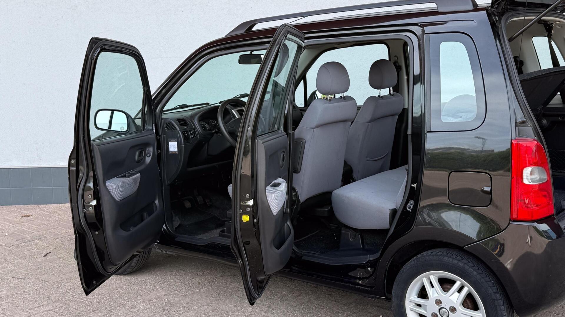 Foto van Suzuki Wagon R