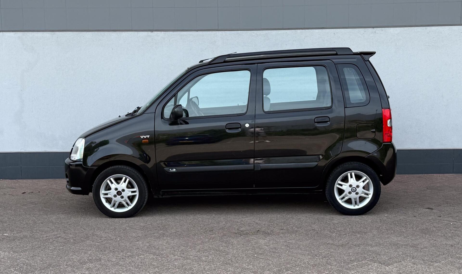 Foto van Suzuki Wagon R
