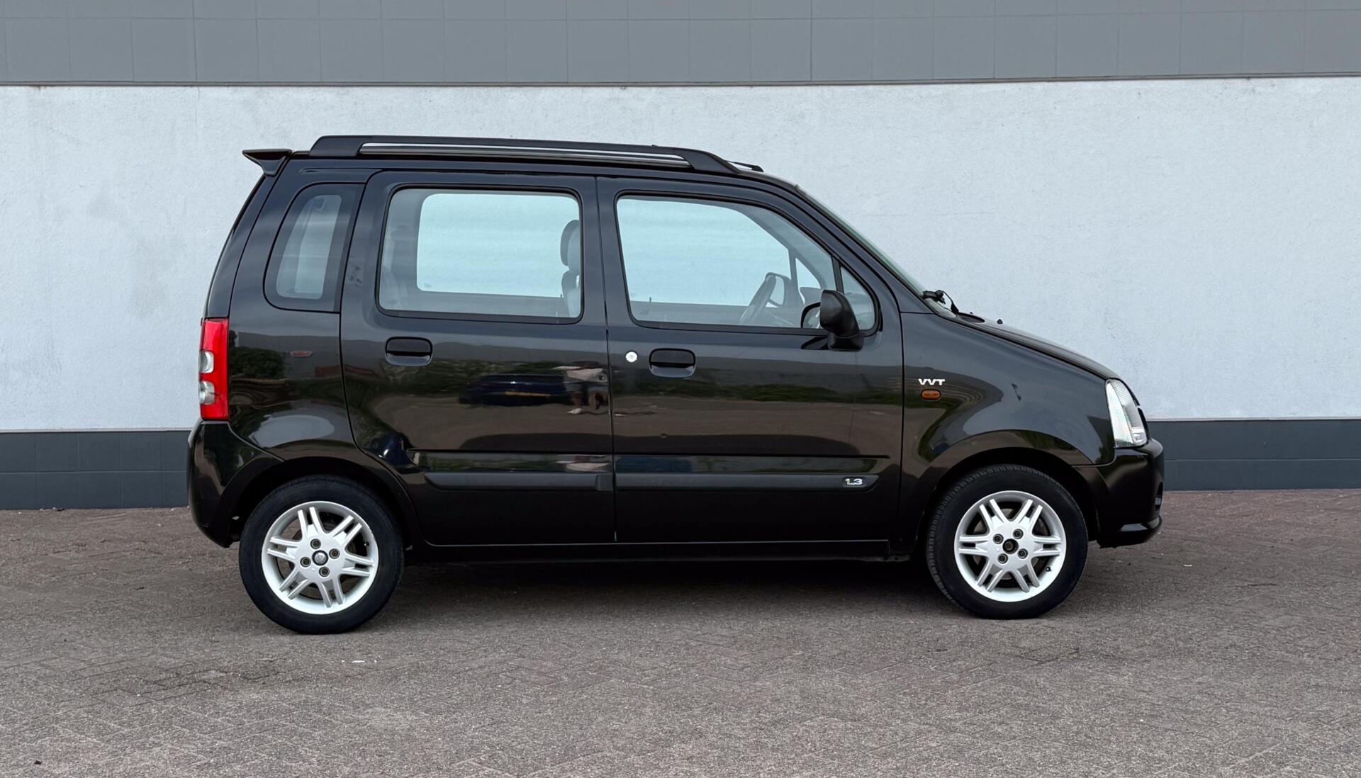 Foto van Suzuki Wagon R