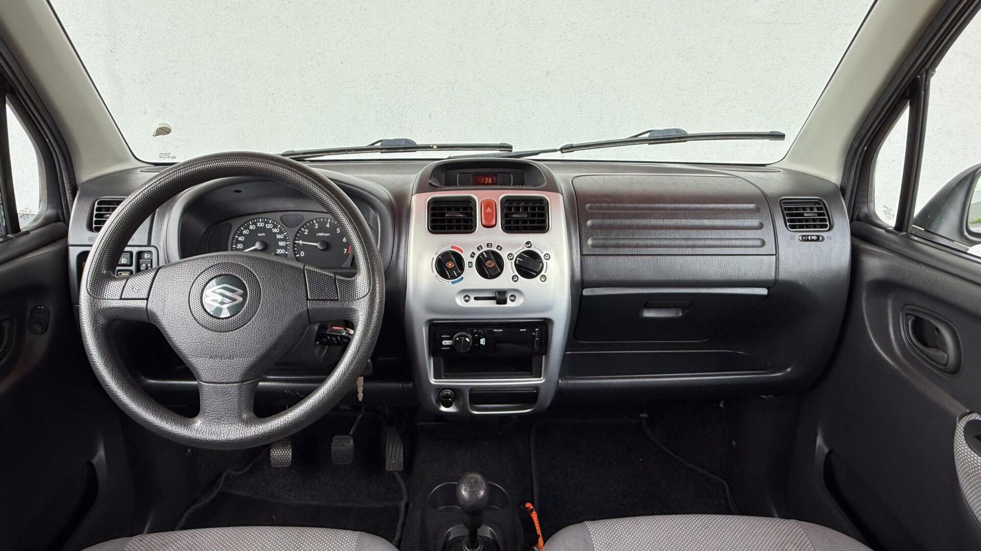 Foto van Suzuki Wagon R