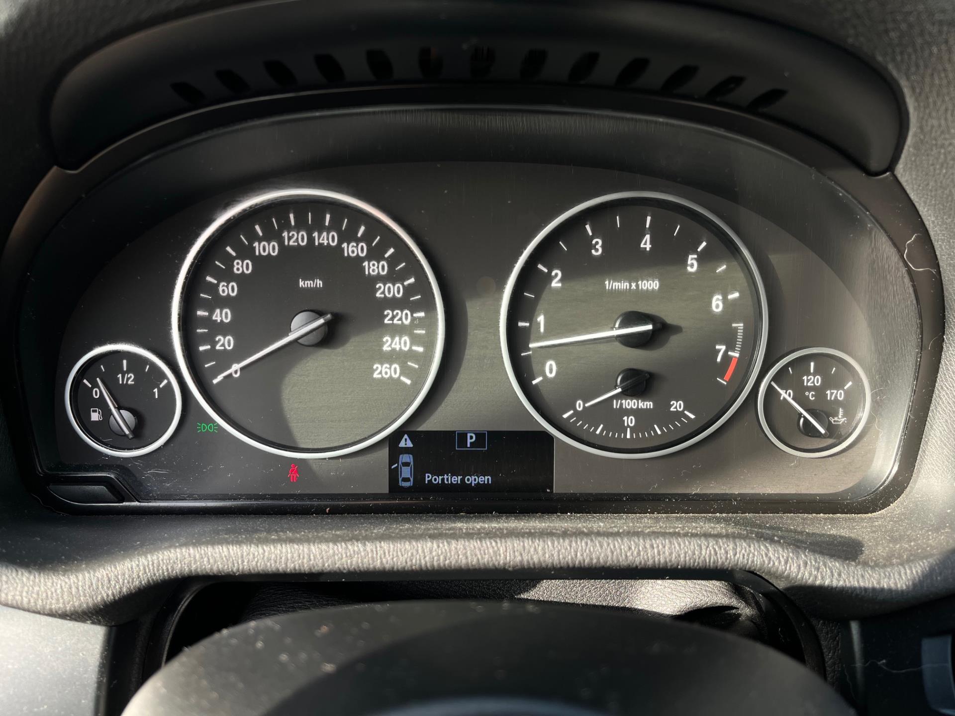 Foto van BMW X3 Xdrive28i