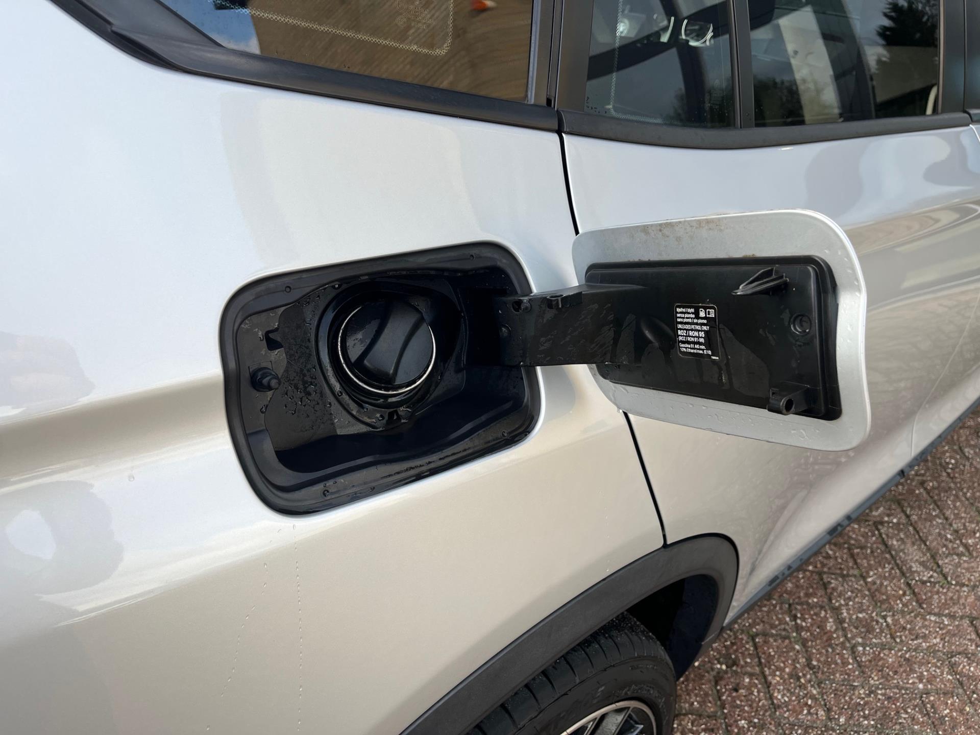 Foto van BMW X3 Xdrive28i