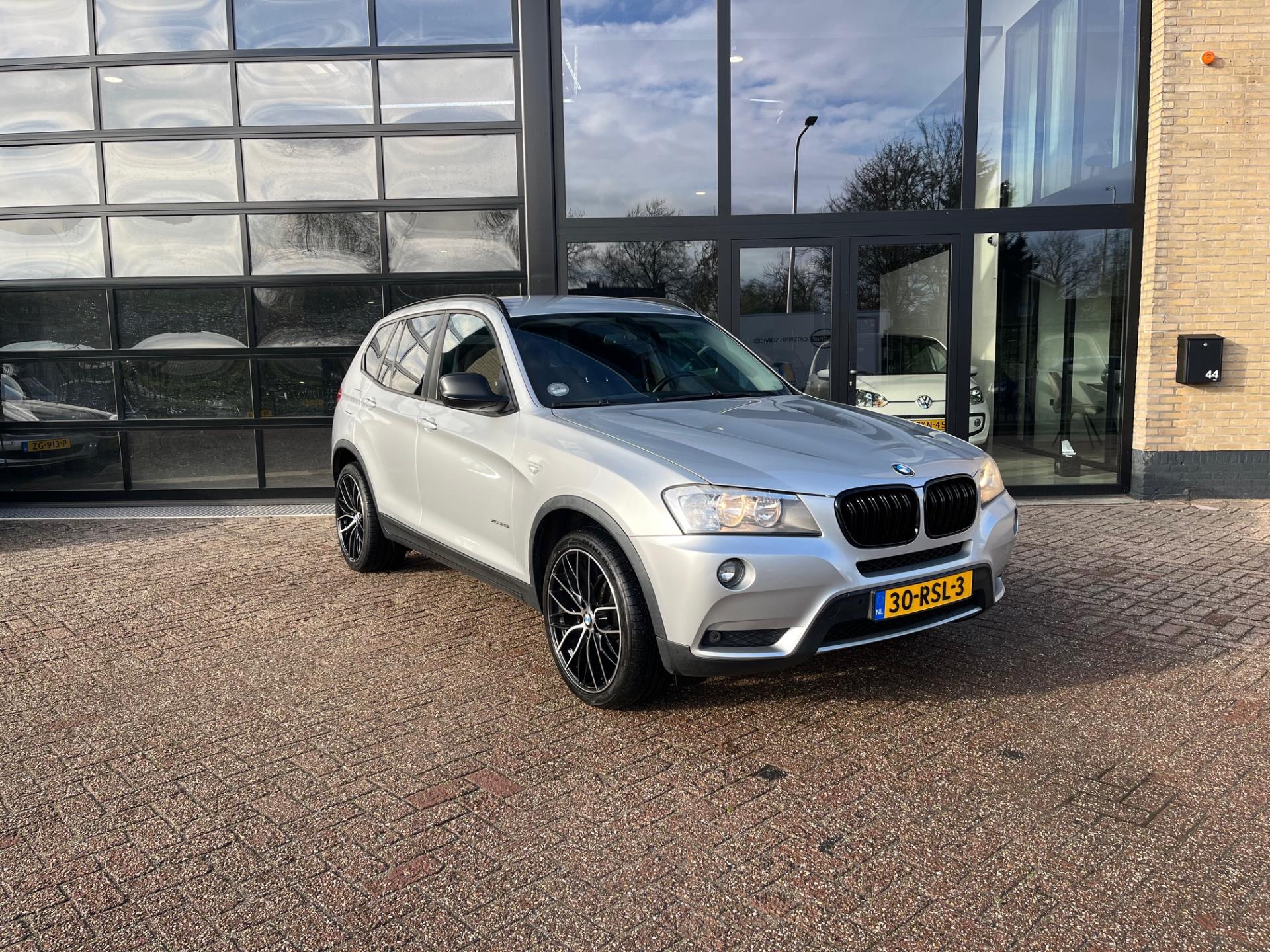 Foto van BMW X3 Xdrive28i