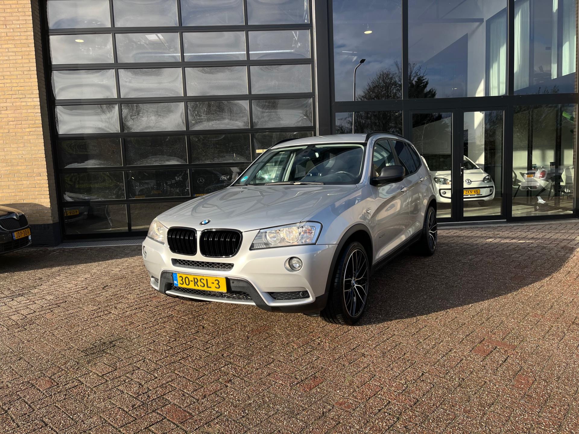 Foto van BMW X3 Xdrive28i