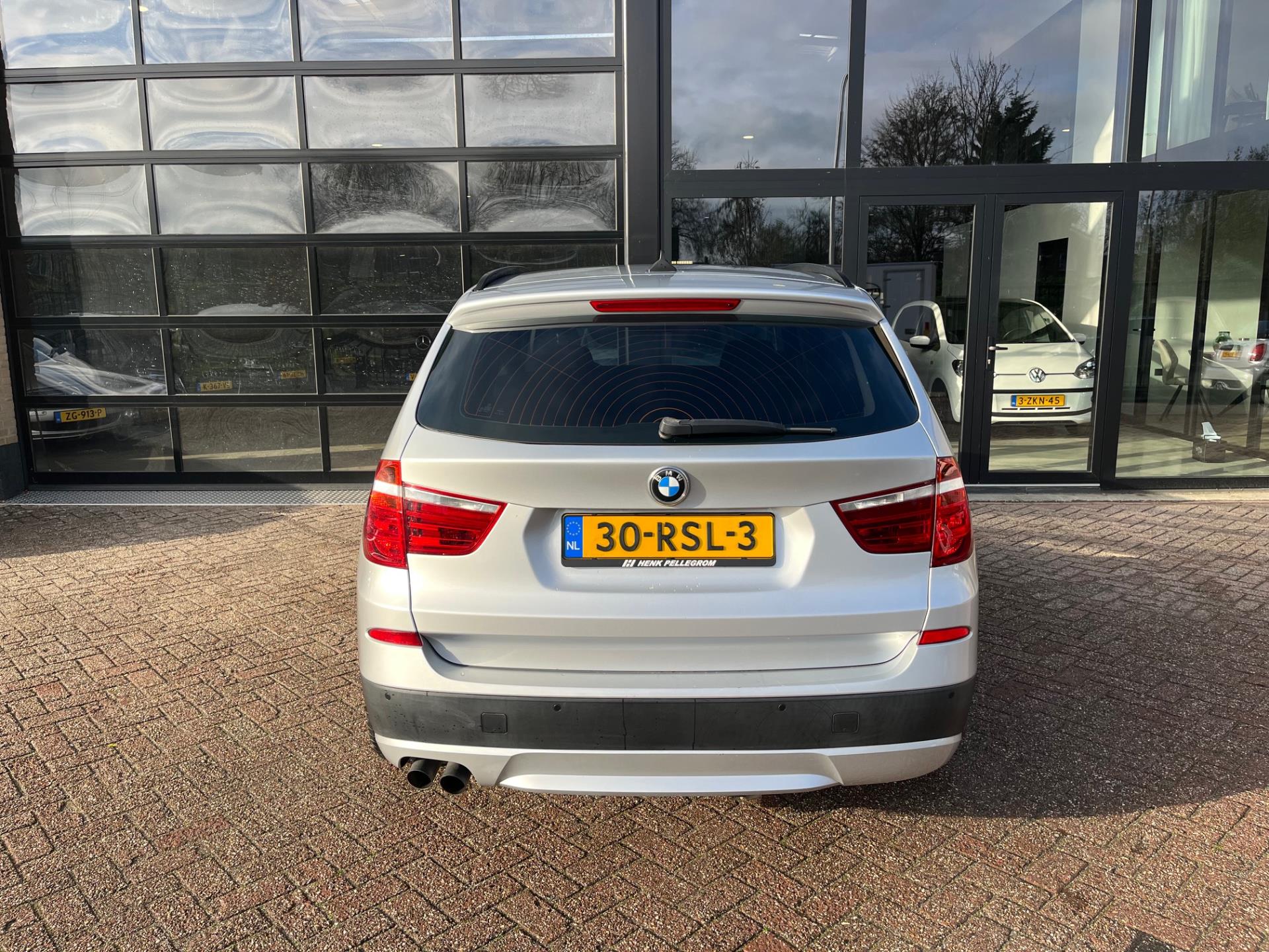 Foto van BMW X3 Xdrive28i