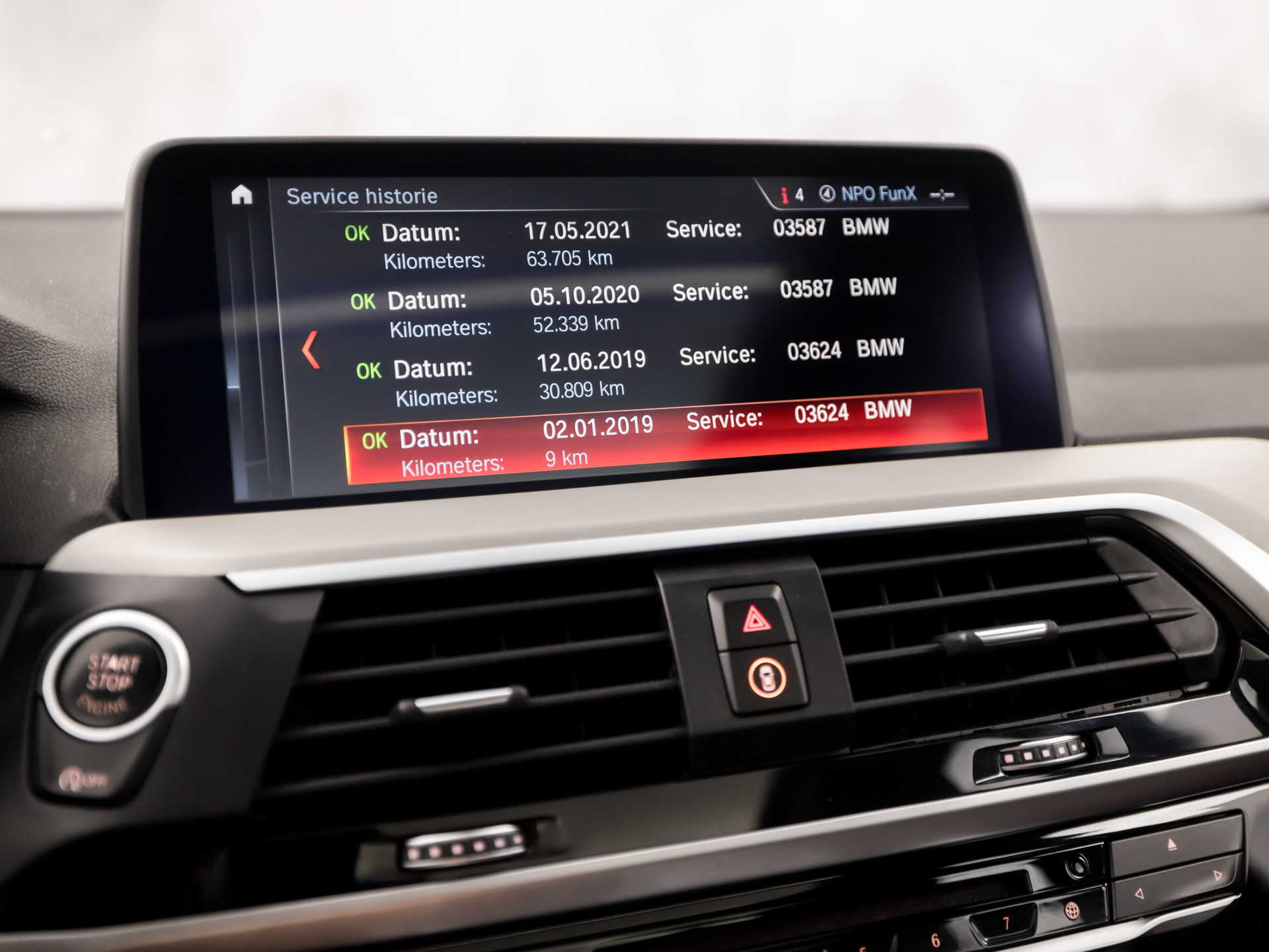 Foto van BMW X3 Xdrive20i