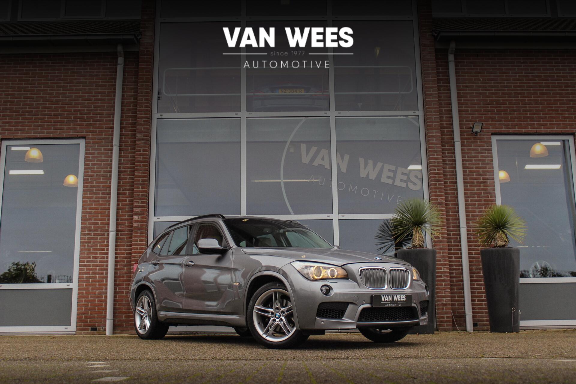 BMW X1 E84 sDrive18i Executive M-sport | M-pakket | Automaat | Stoelverwarming | Xenon | Cruise control | 18 inch | PDC | Climate control | Sportstoelen | Hifi audio | 150 pk 2010 - voorkant