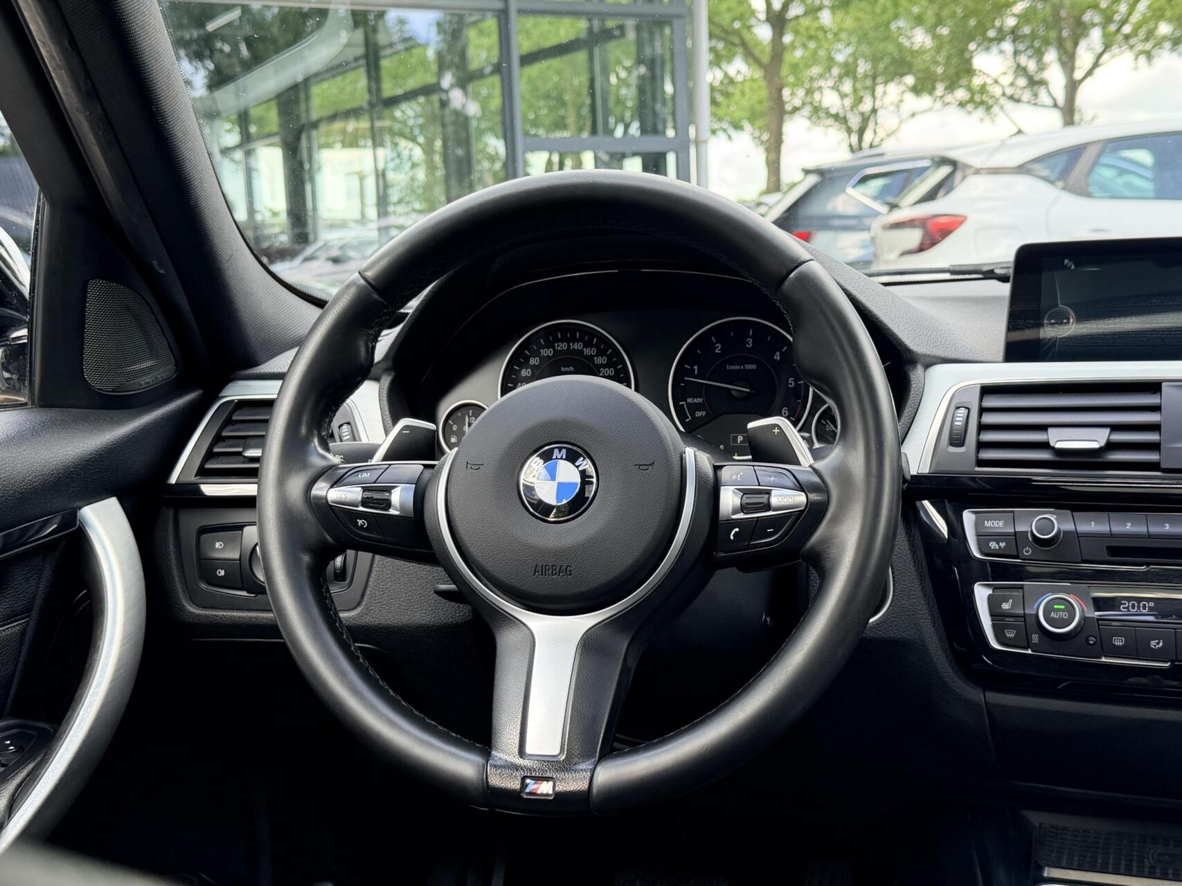 Foto van BMW 330d