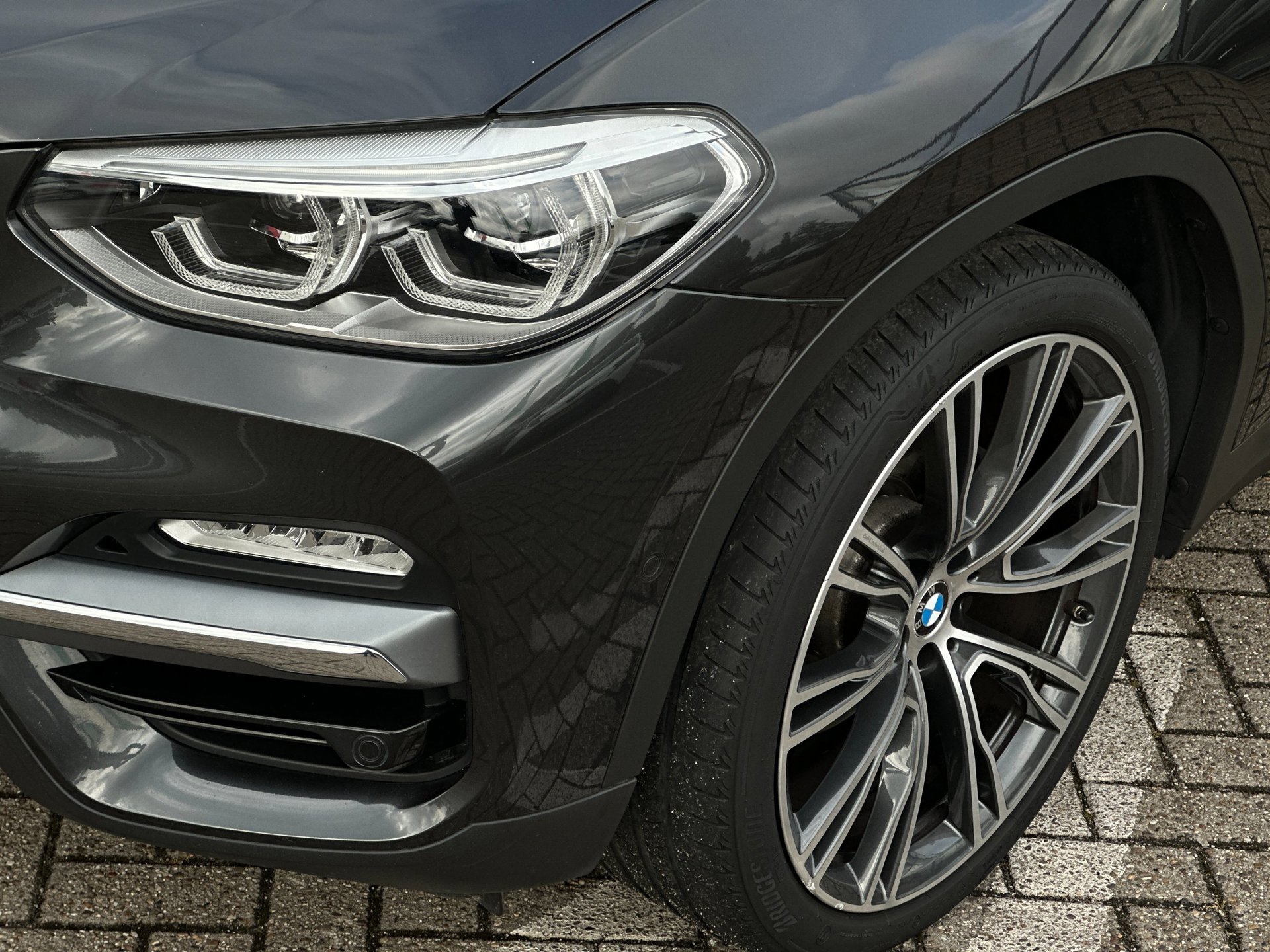 Foto van BMW X3 Xdrive20i