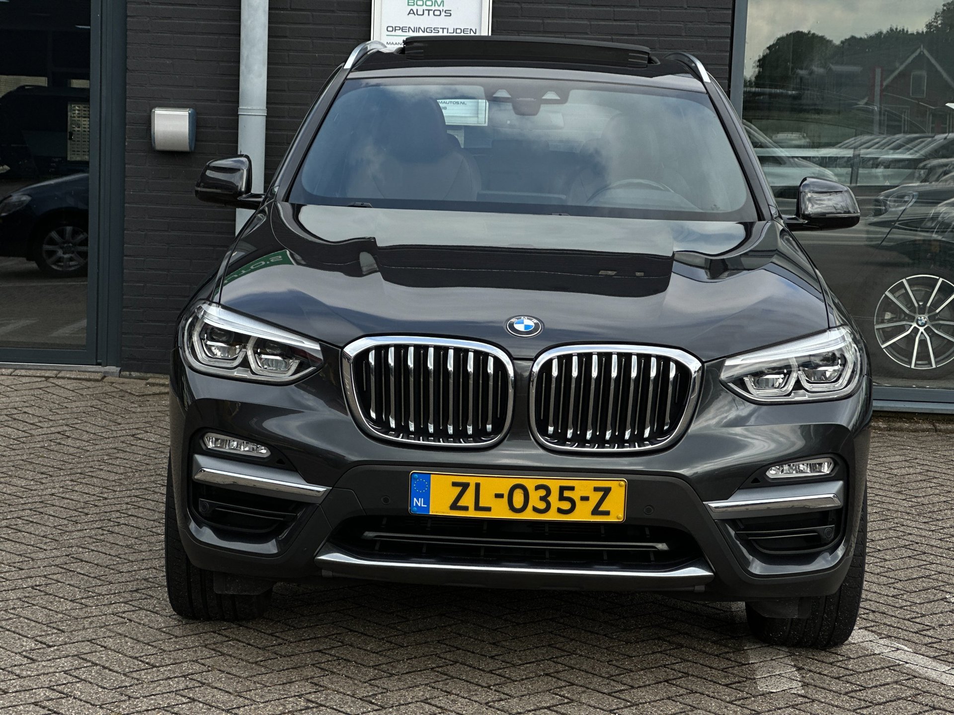 Foto van BMW X3 Xdrive20i