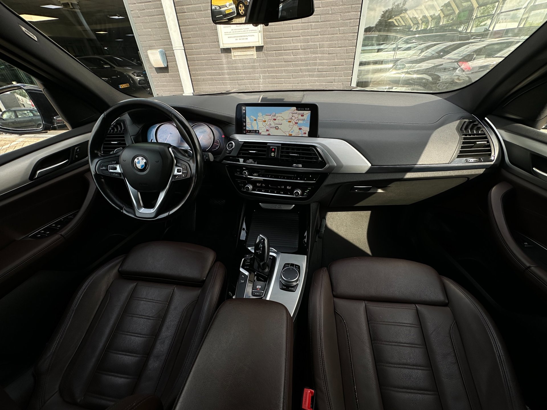 Foto van BMW X3 Xdrive20i