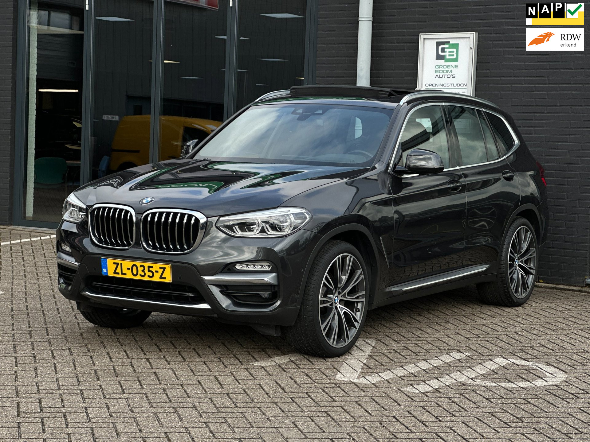 BMW X3 Xdrive20i XDrive20i High Executive/1STE EIG/PANO-DAK/CAMERA/NL-AUTO NAP!! 2019 - voorkant