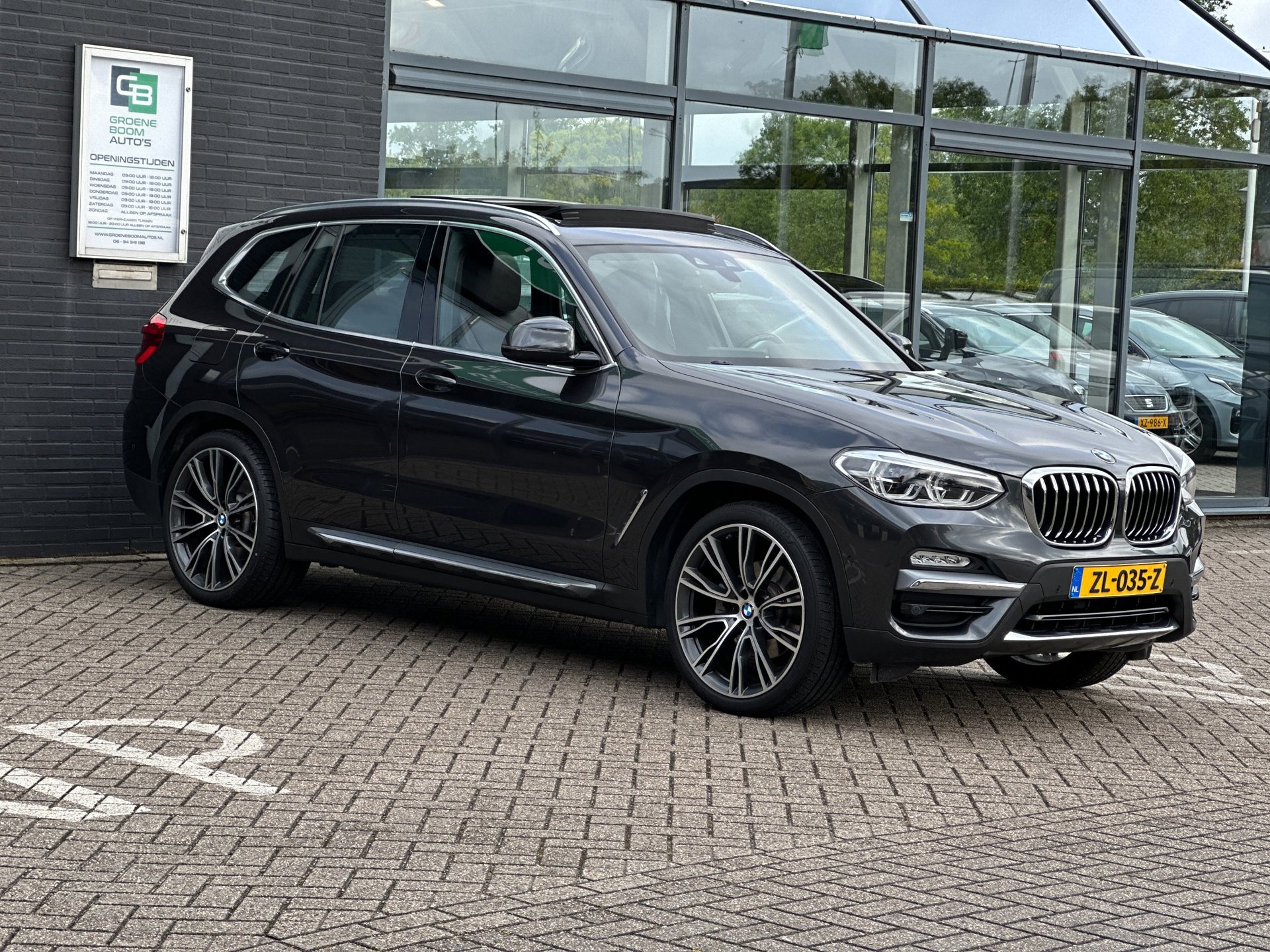 Foto van BMW X3 Xdrive20i