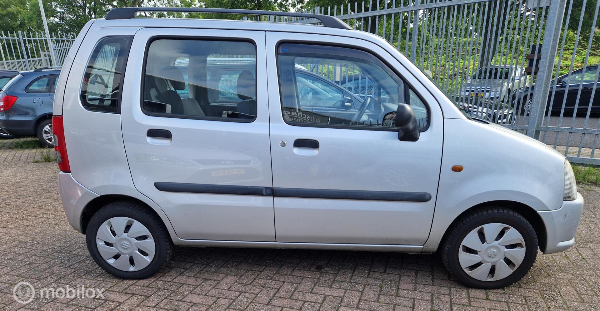 Foto van Suzuki Suzuki Wagon-r