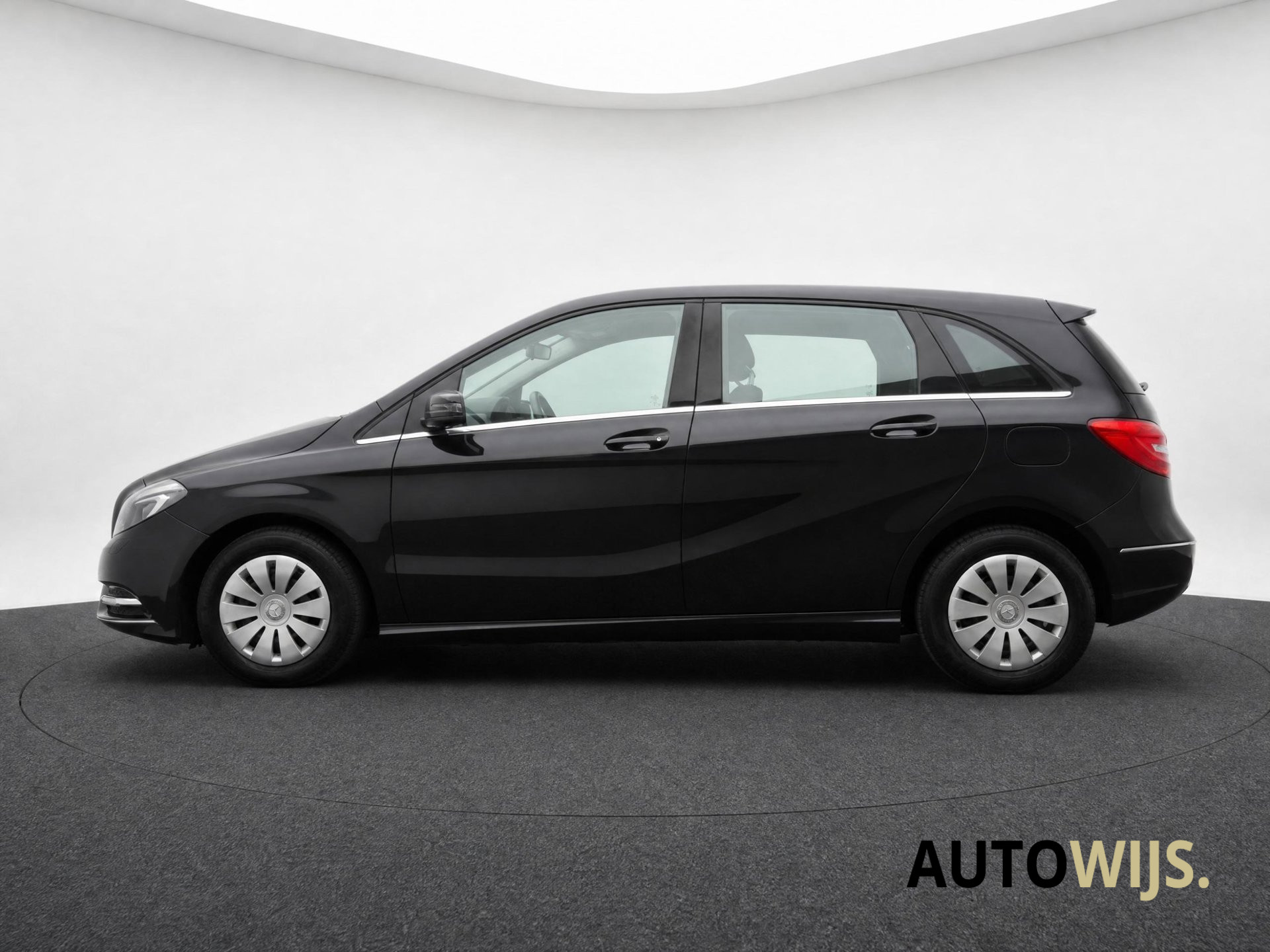 Foto van Mercedes-Benz B 180