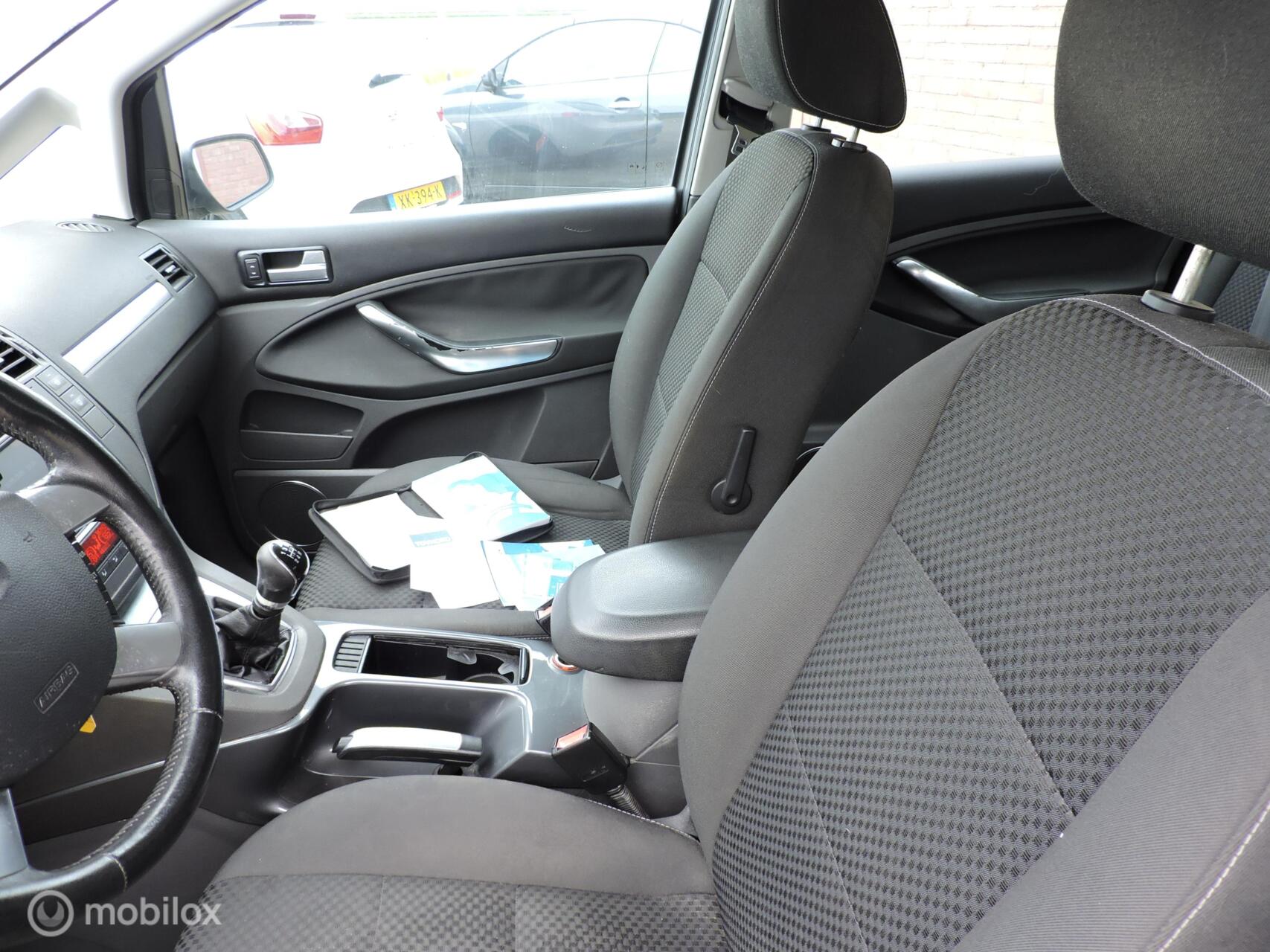 Foto van Ford C-max