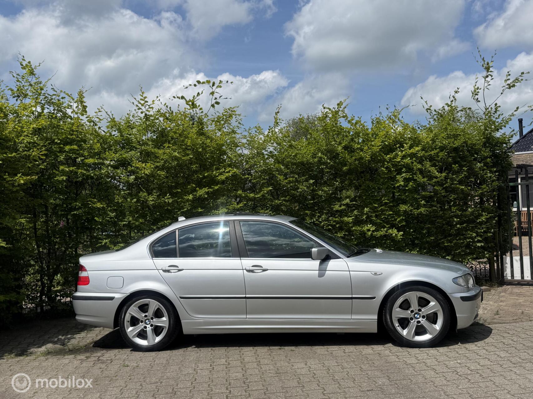 BMW 3er Reihe 330i Executive Origineel Nederlands! Dealer onderhoud. 2004 - voorkant