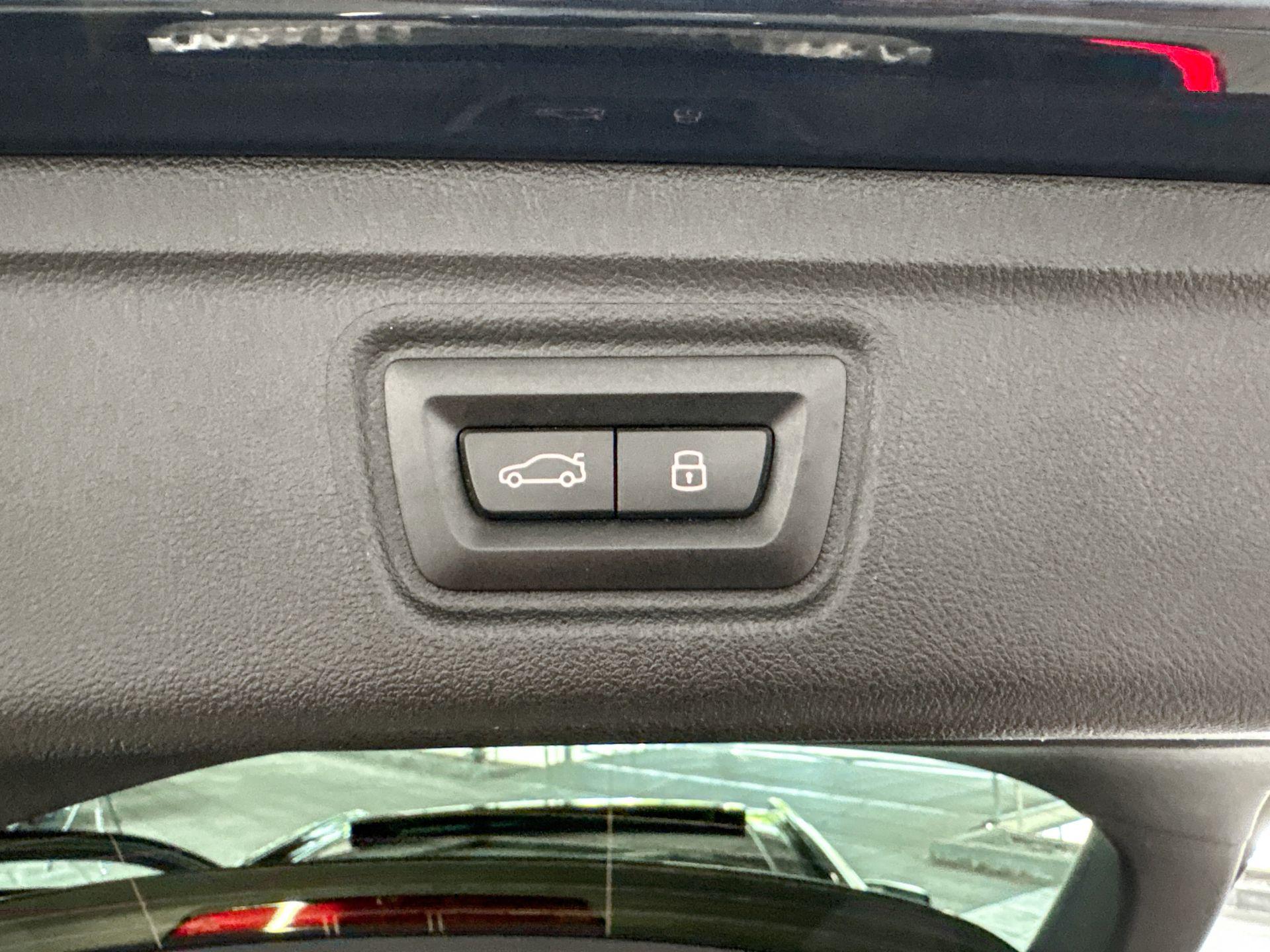 Foto van BMW 330e