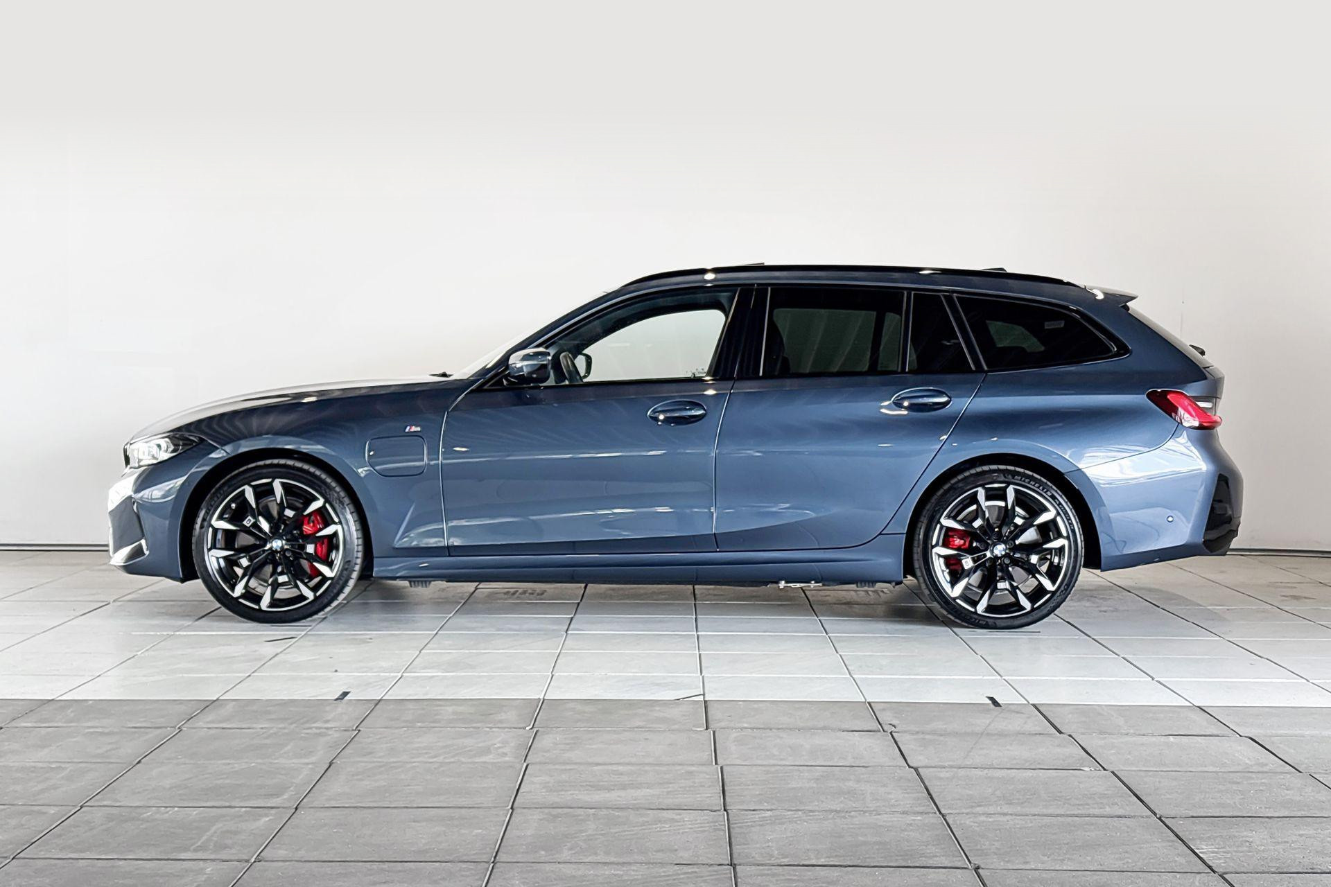 Foto van BMW 330e