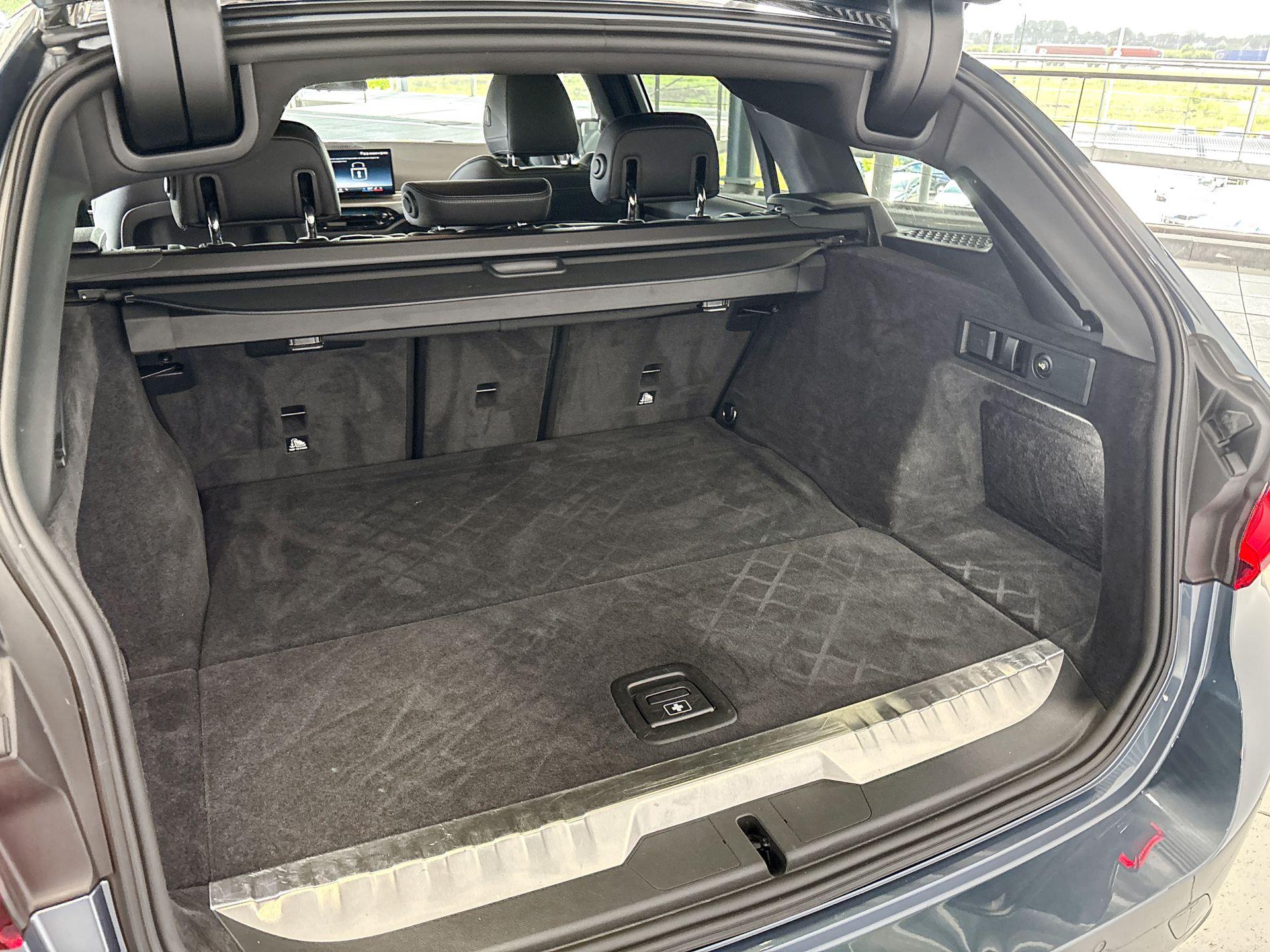 Foto van BMW 330e