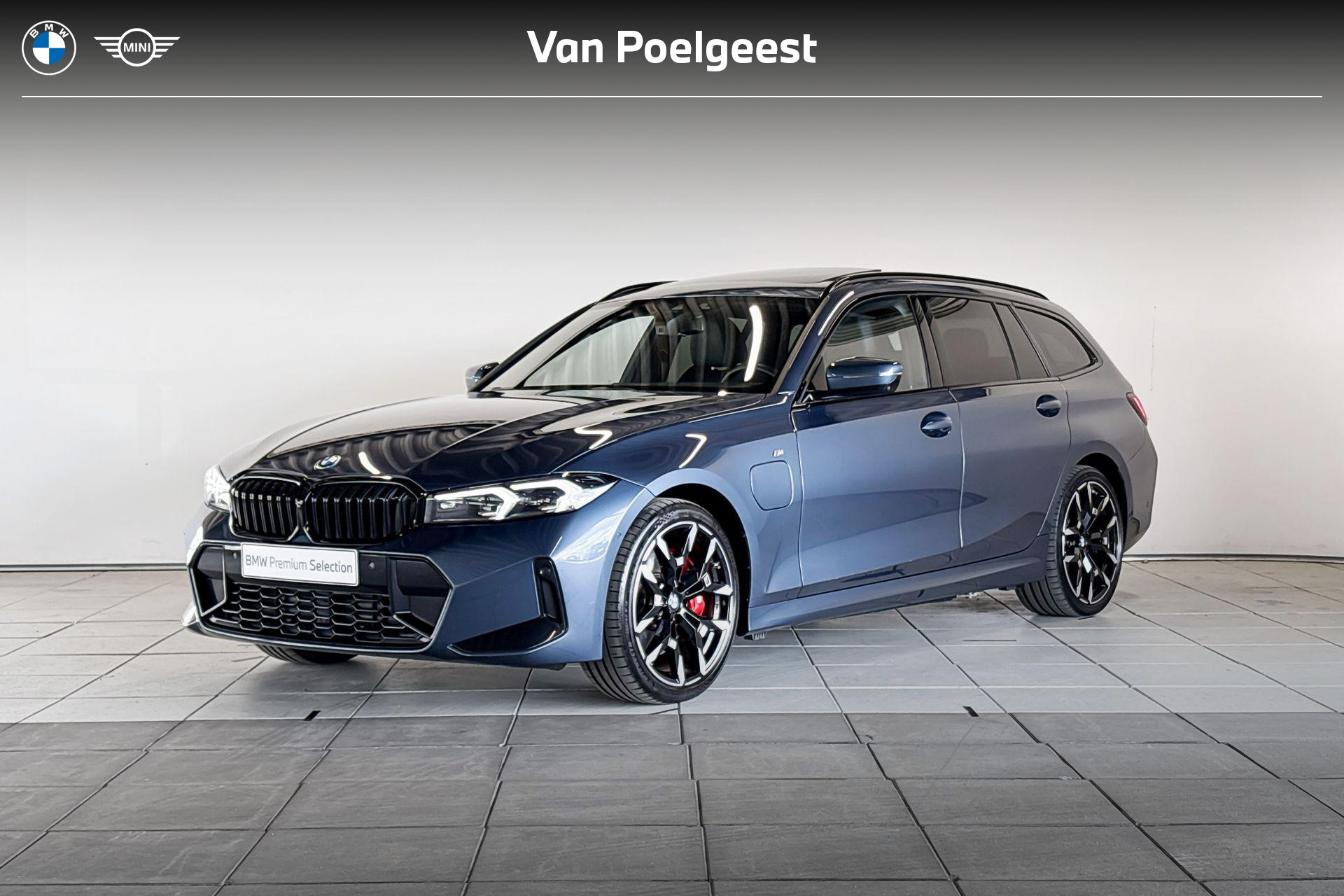 BMW 330e 330e Innovation Pack M Sportpakket Pro 2024 - voorkant