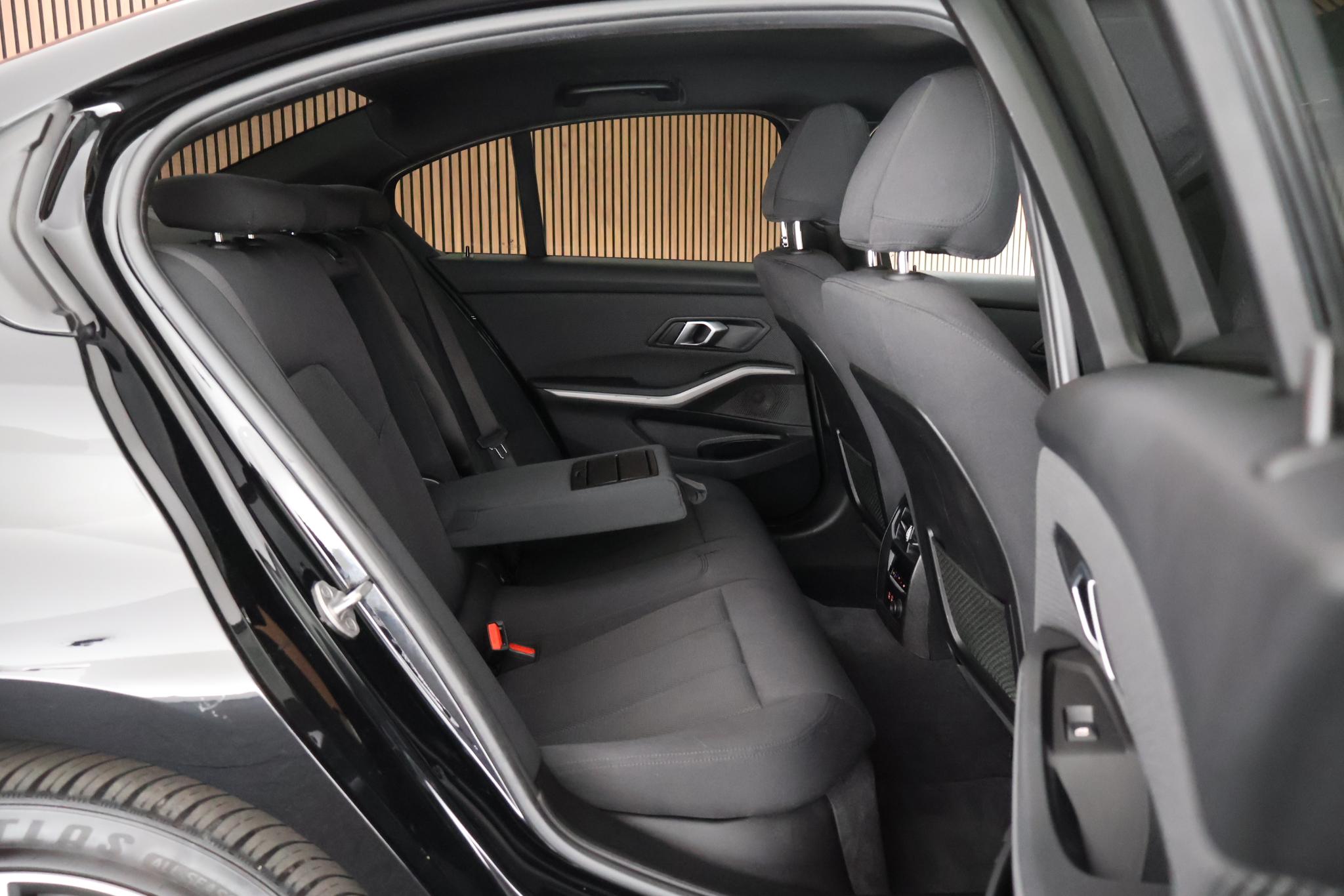 Foto van BMW 330e