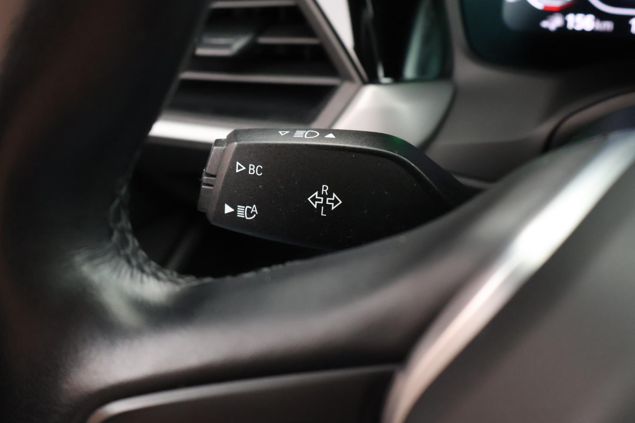 Foto van BMW 330e